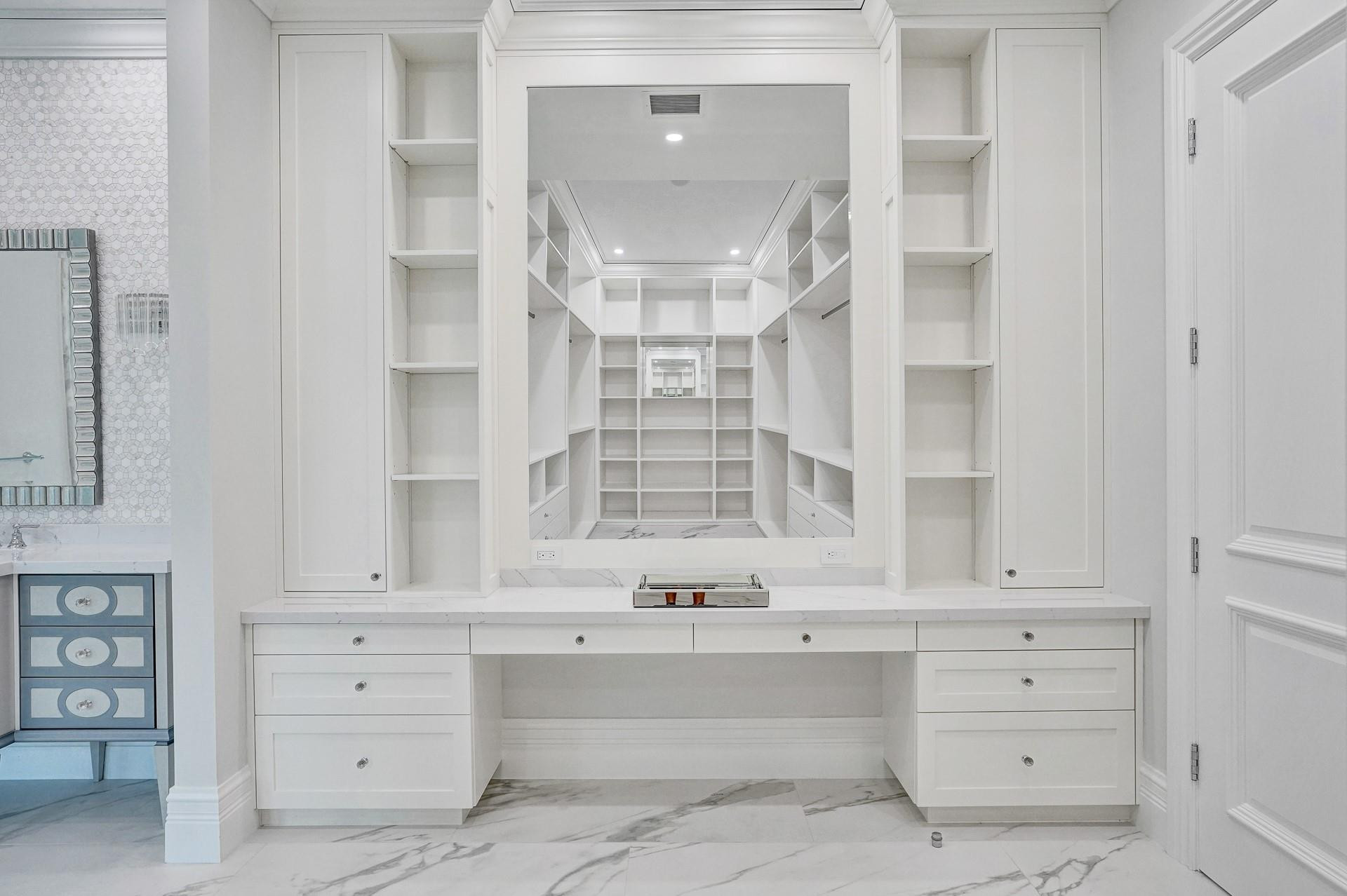 400 Coral Way