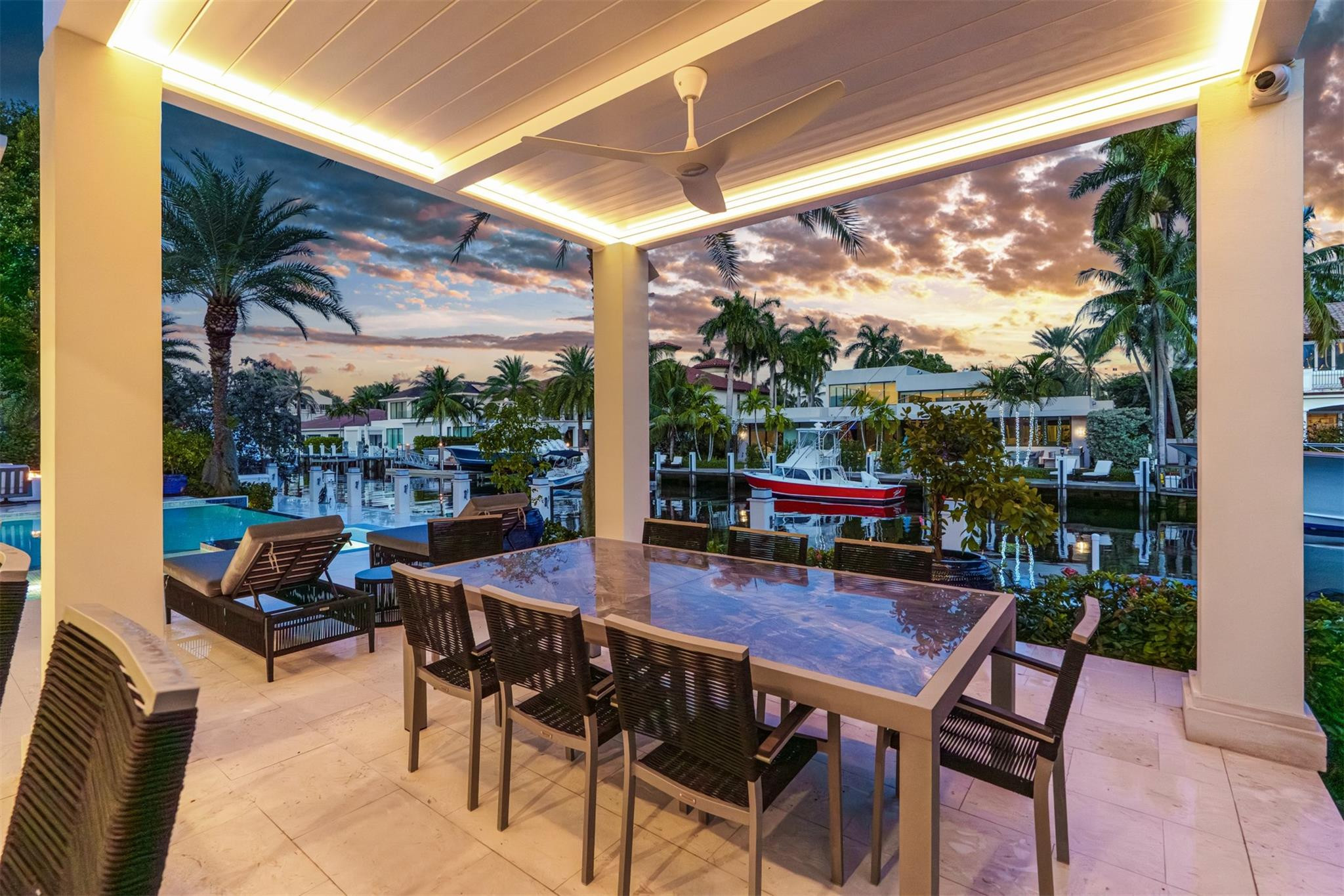 400 Coral Way