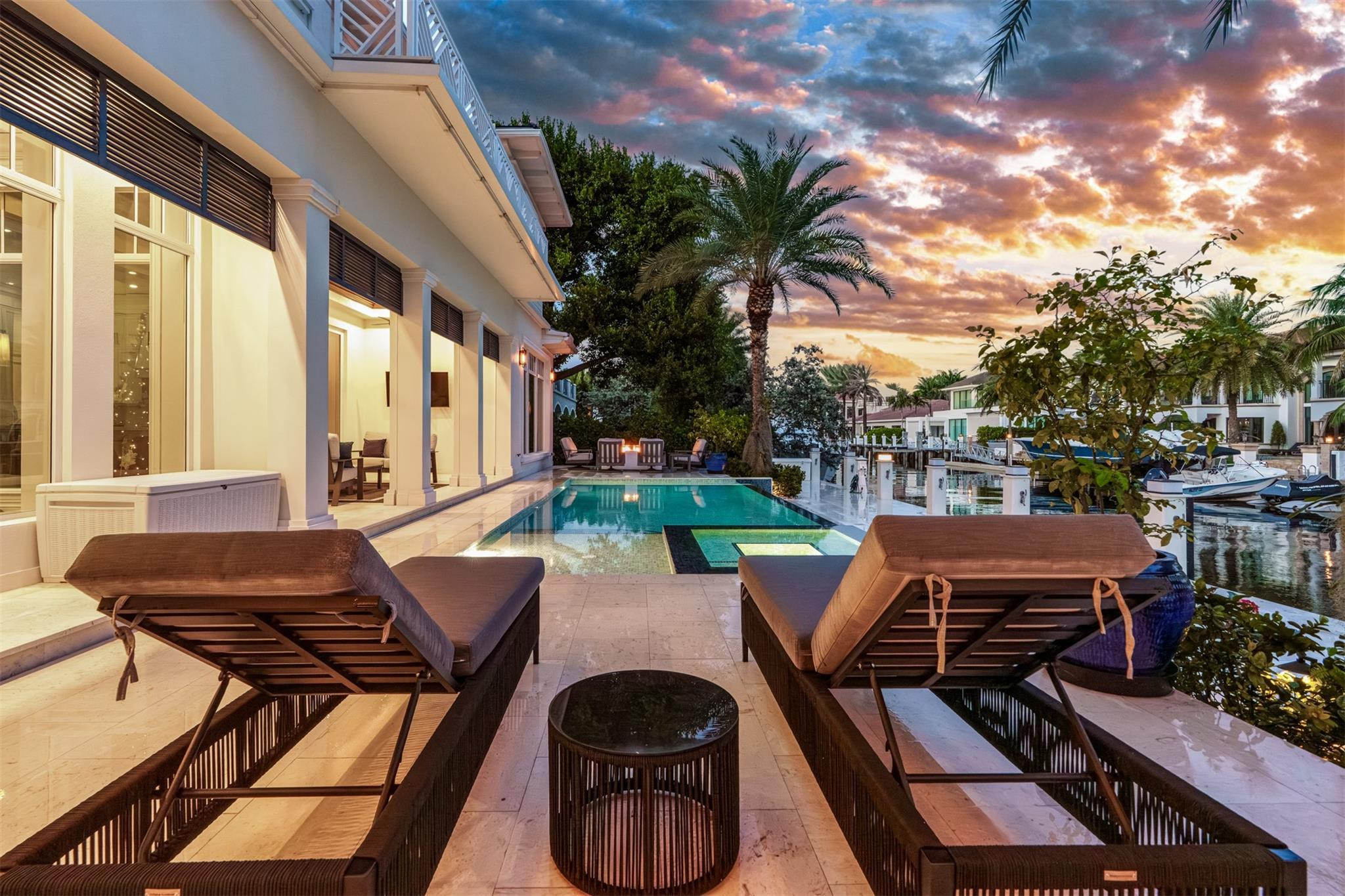 400 Coral Way