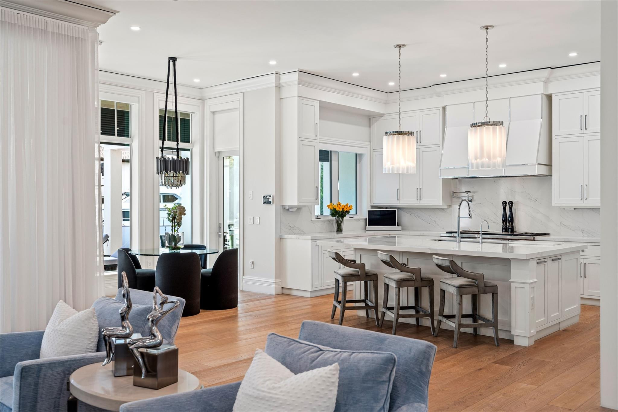 400 Coral Way