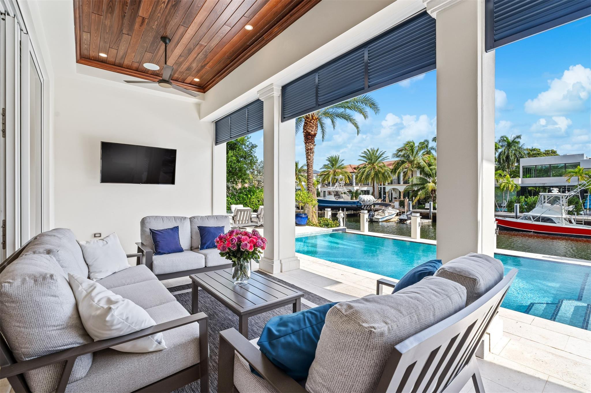 400 Coral Way