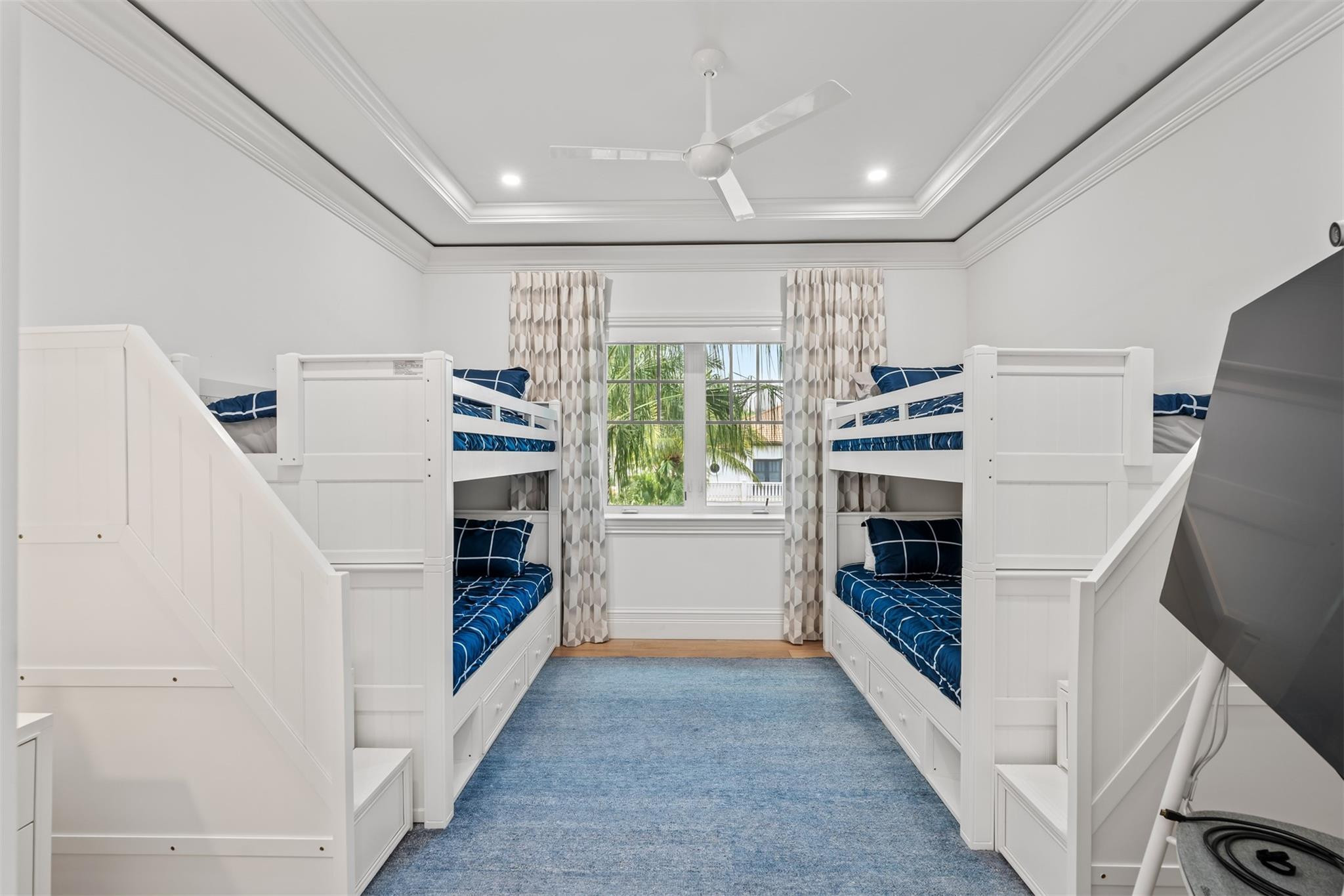 400 Coral Way