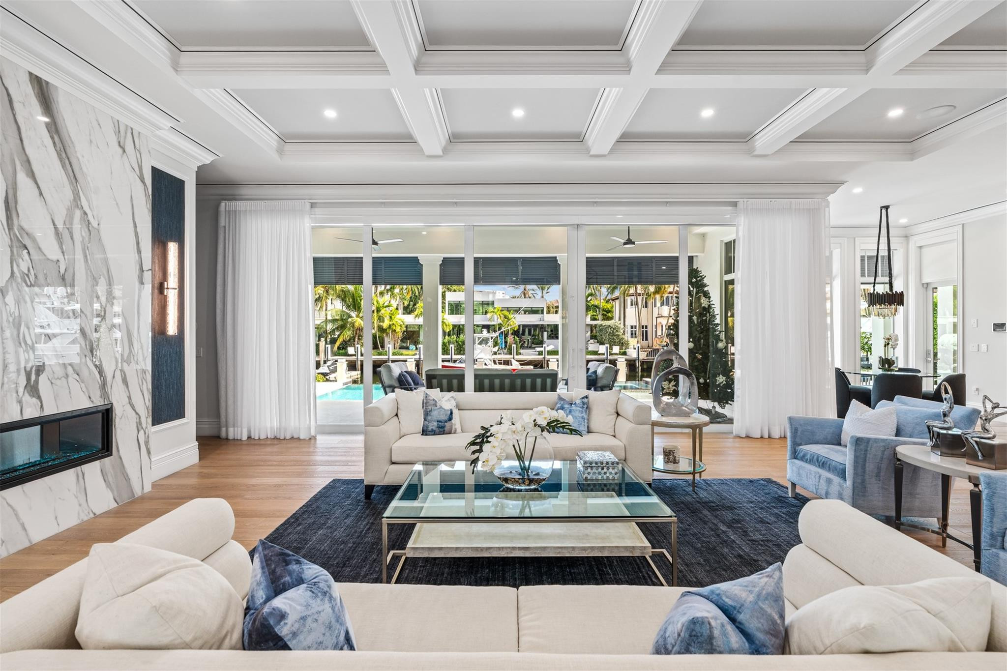 400 Coral Way
