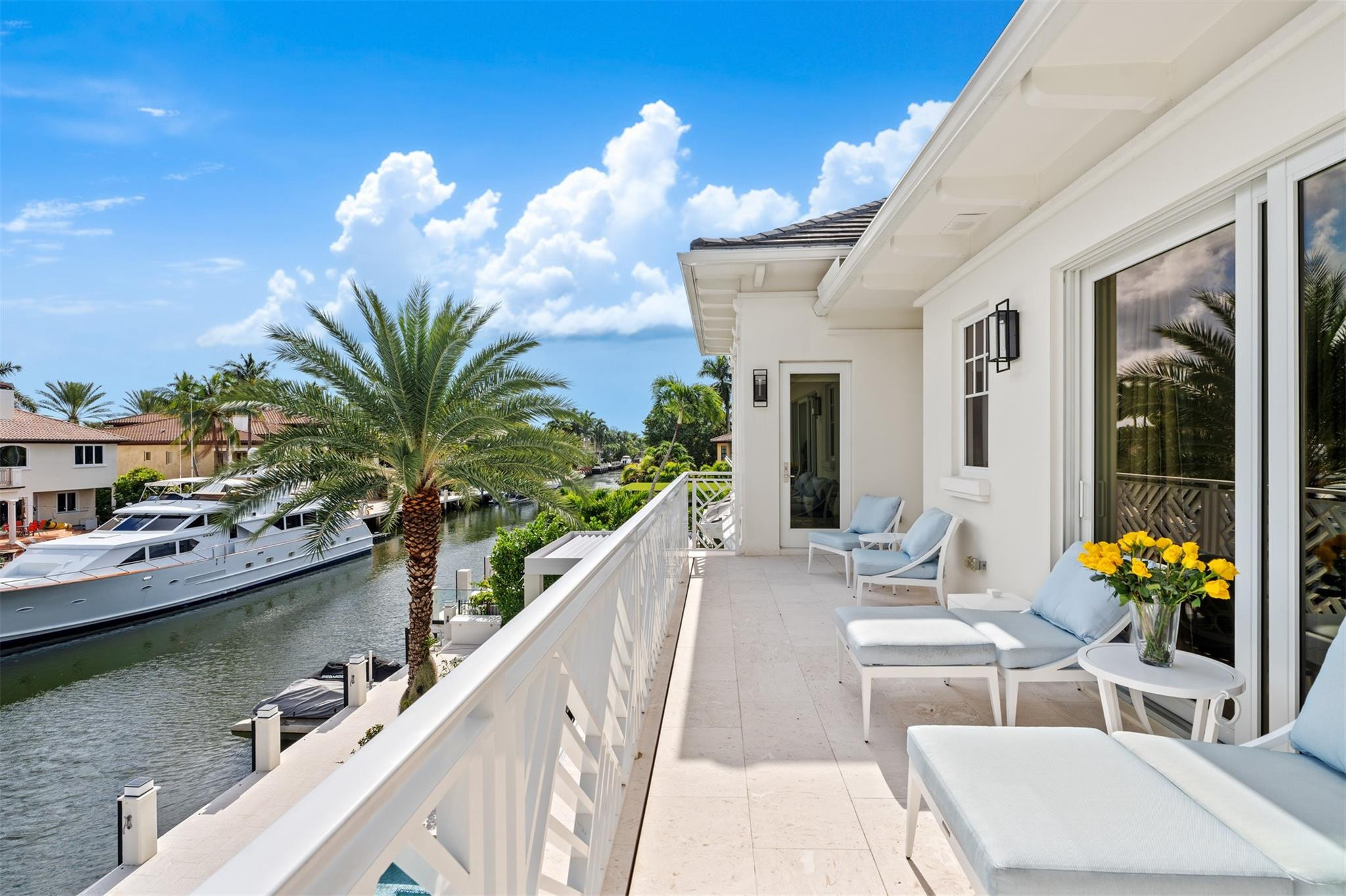 400 Coral Way