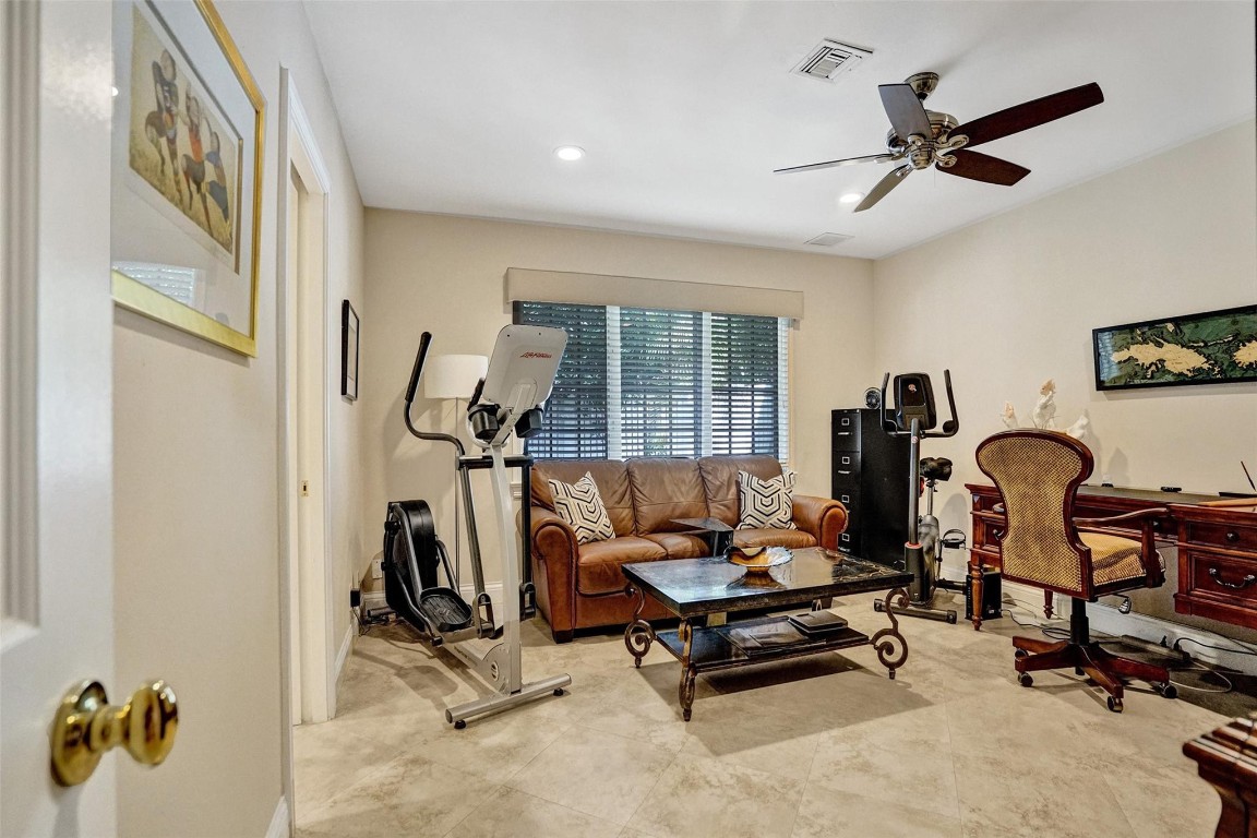 7 Saranac Road, Sea Ranch Lakes