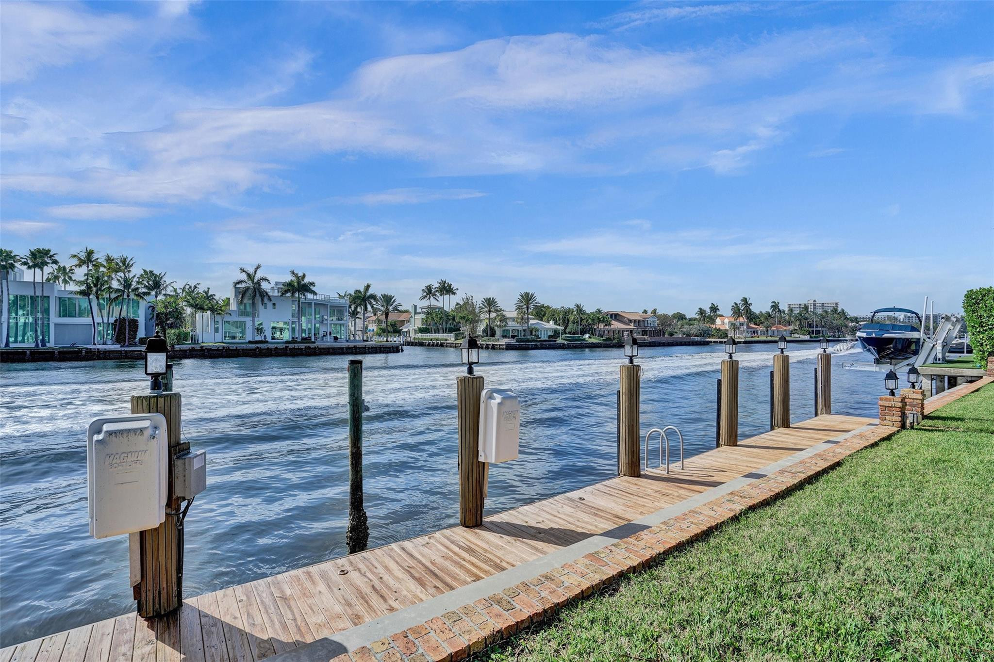 7 Saranac Road, Sea Ranch Lakes