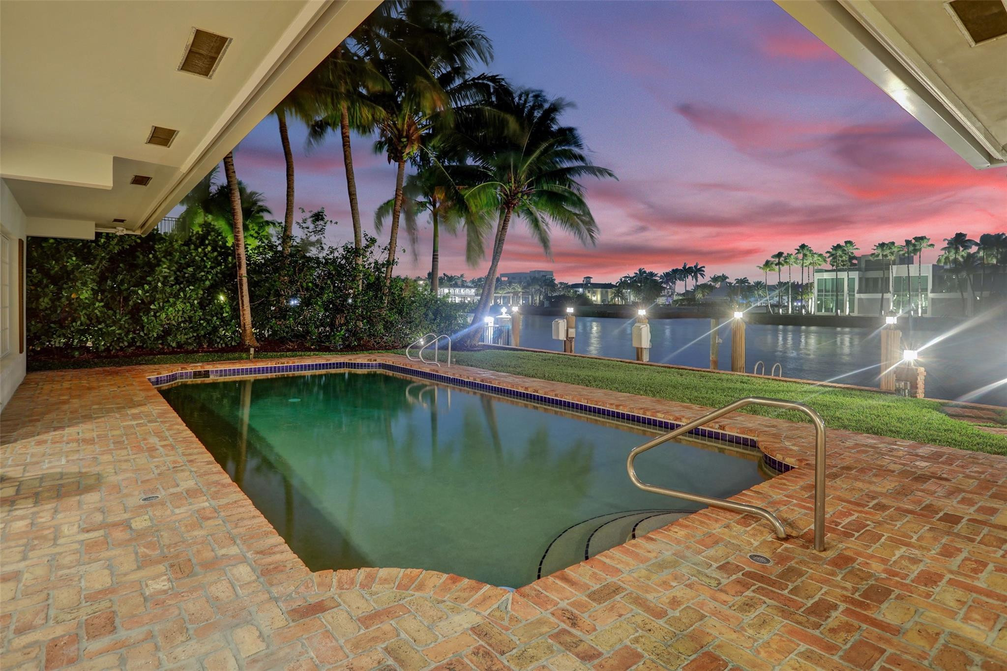 7 Saranac Road, Sea Ranch Lakes