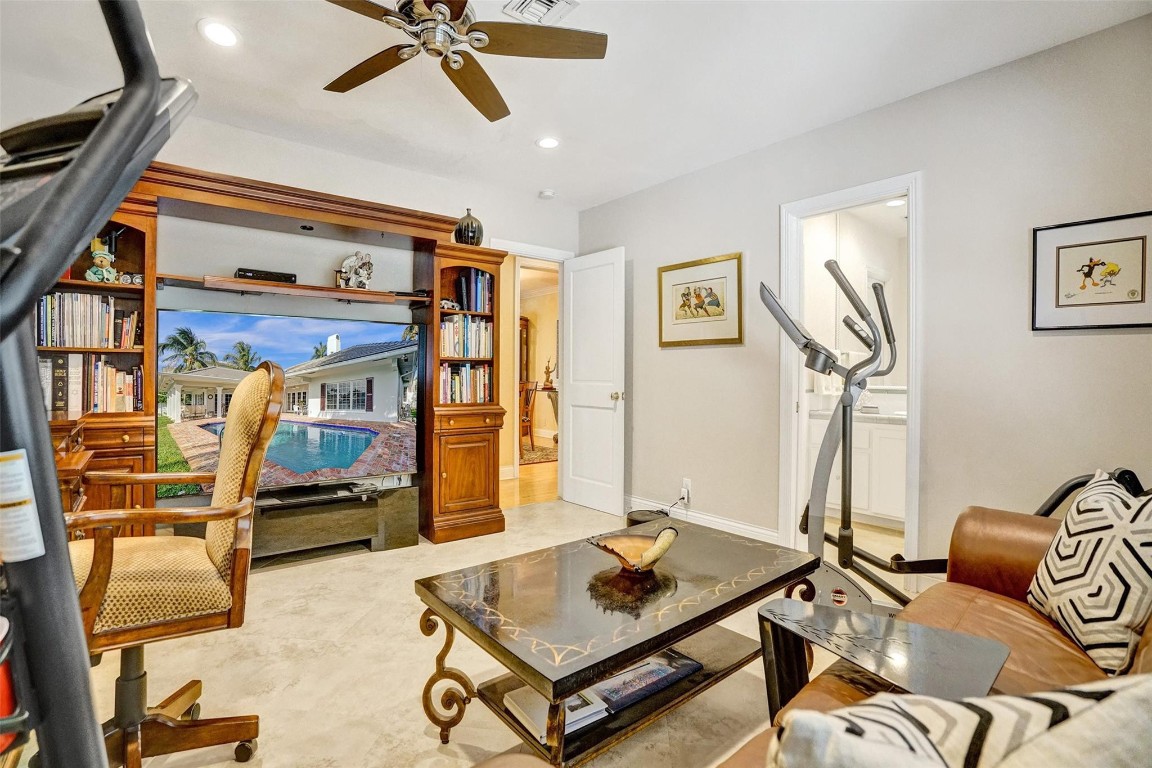 7 Saranac Road, Sea Ranch Lakes