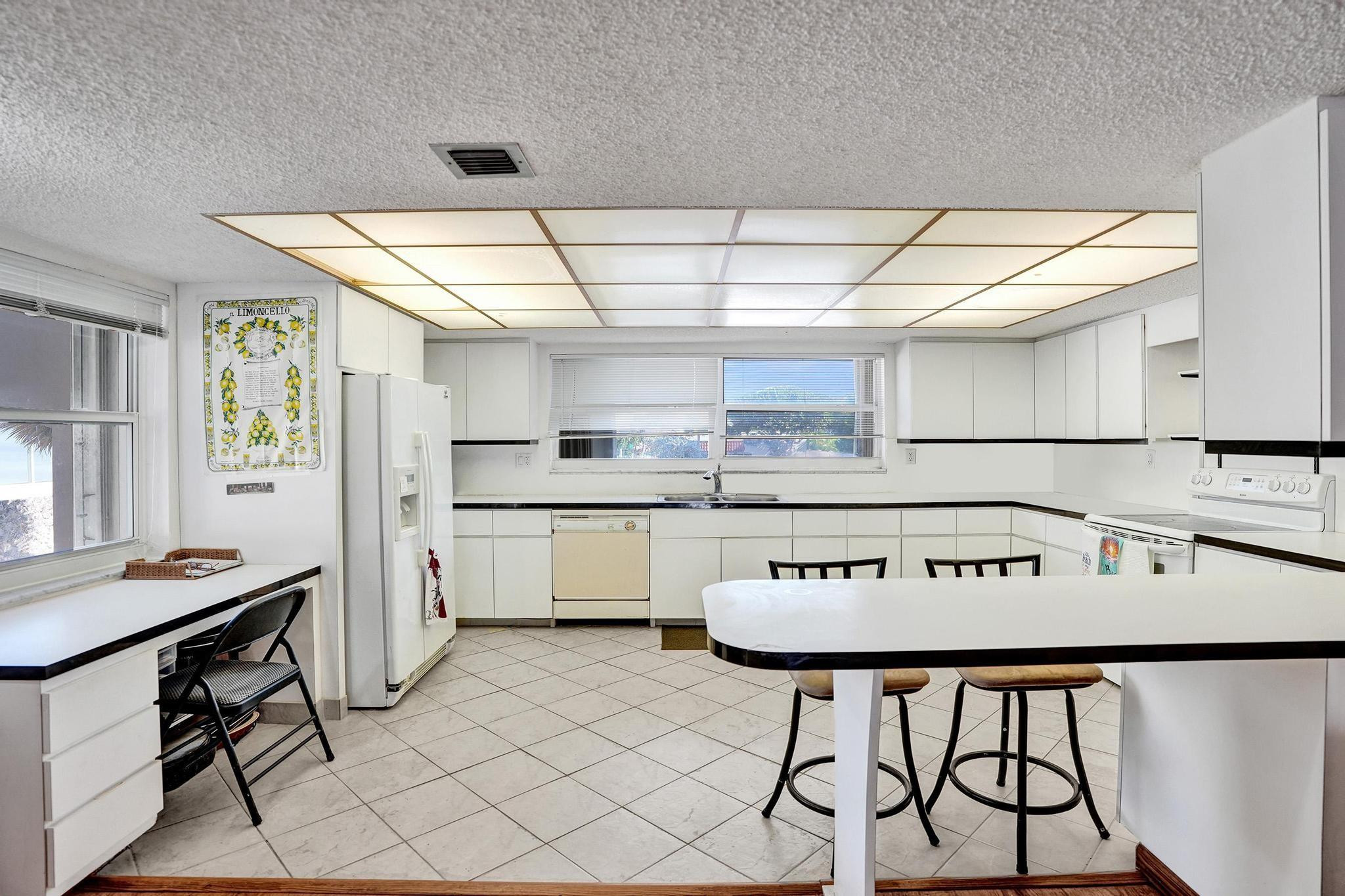 5555 N Ocean Boulevard 86, Lauderdale-By-The-Sea Unit: 86