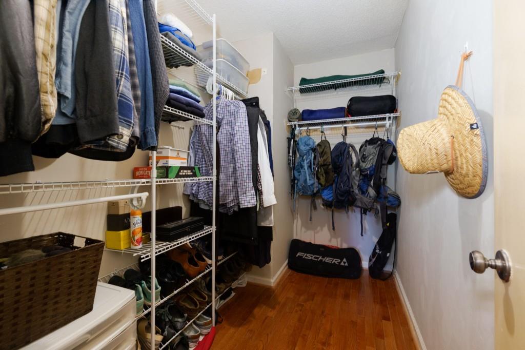 2345 Northlake Court NE