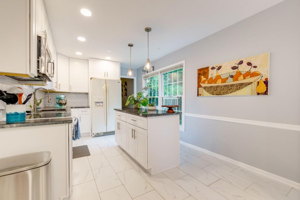 2345 Northlake Court NE