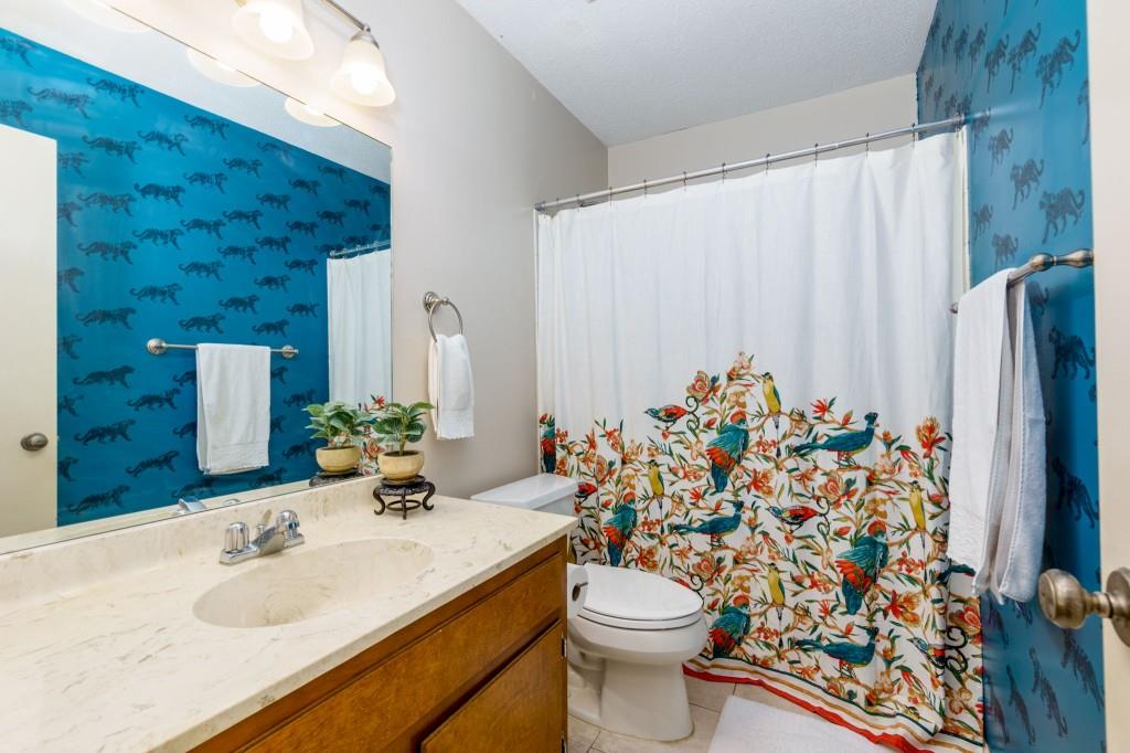 2345 Northlake Court NE