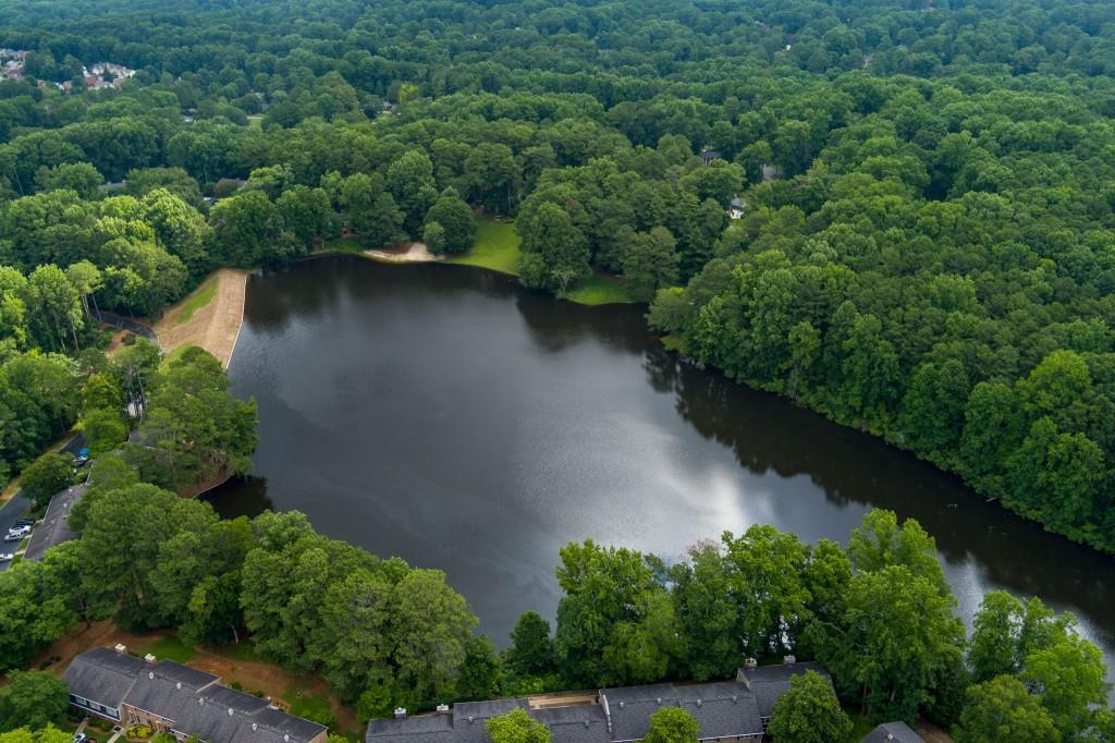 2345 Northlake Court NE