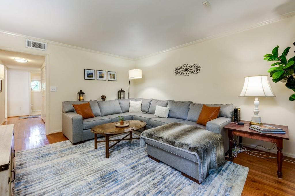 2345 Northlake Court NE