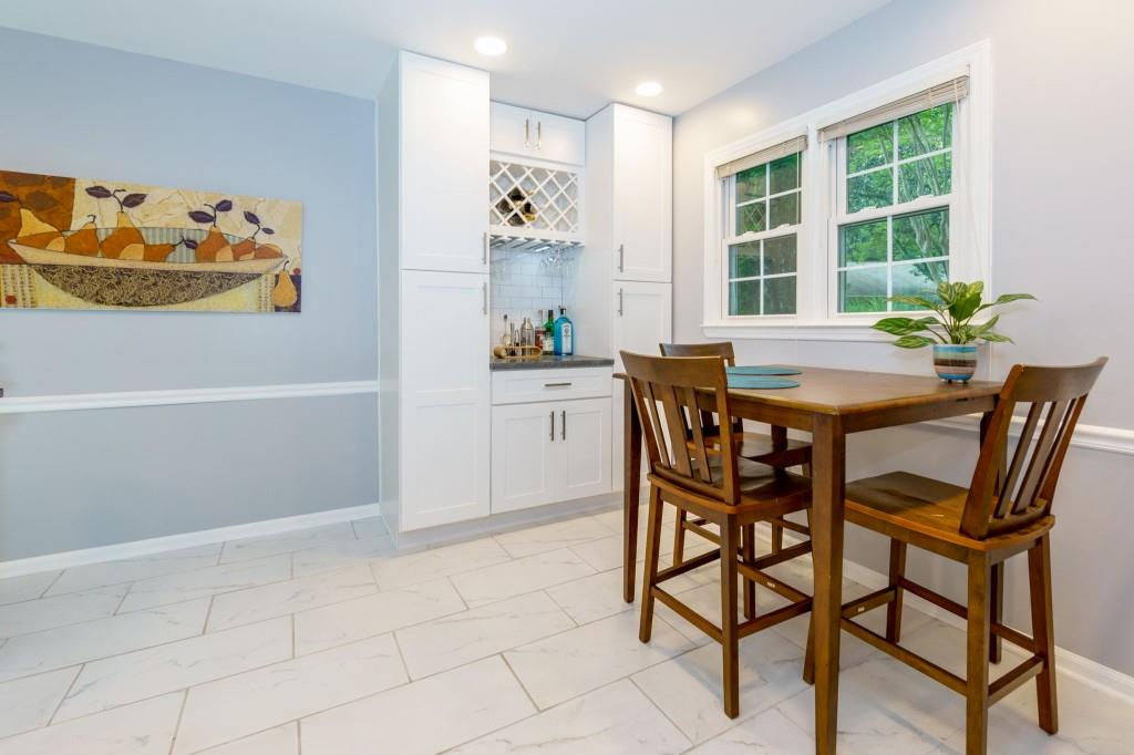 2345 Northlake Court NE