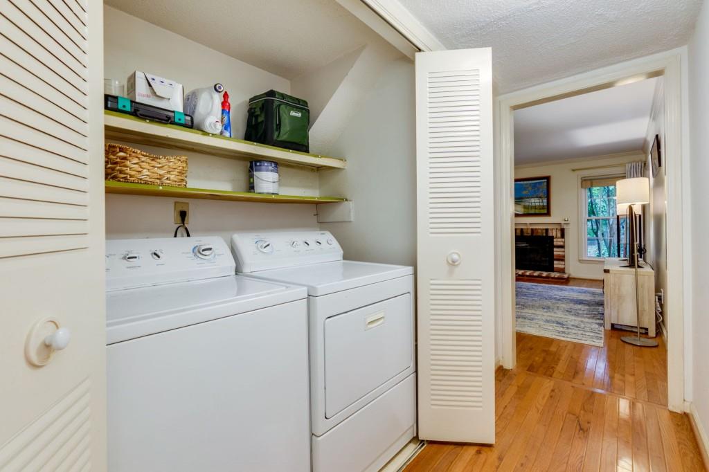 2345 Northlake Court NE