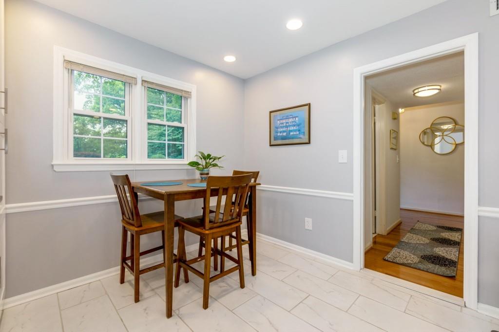 2345 Northlake Court NE