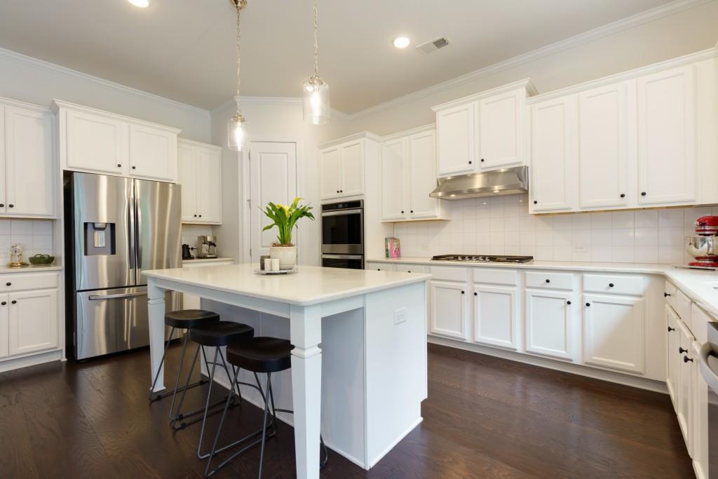 649 Avondale Creek Drive