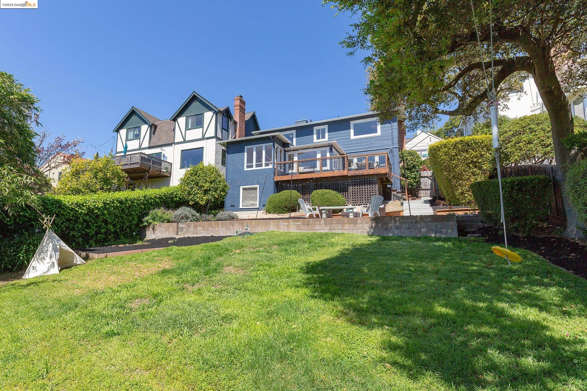 1555 Leimert Blvd