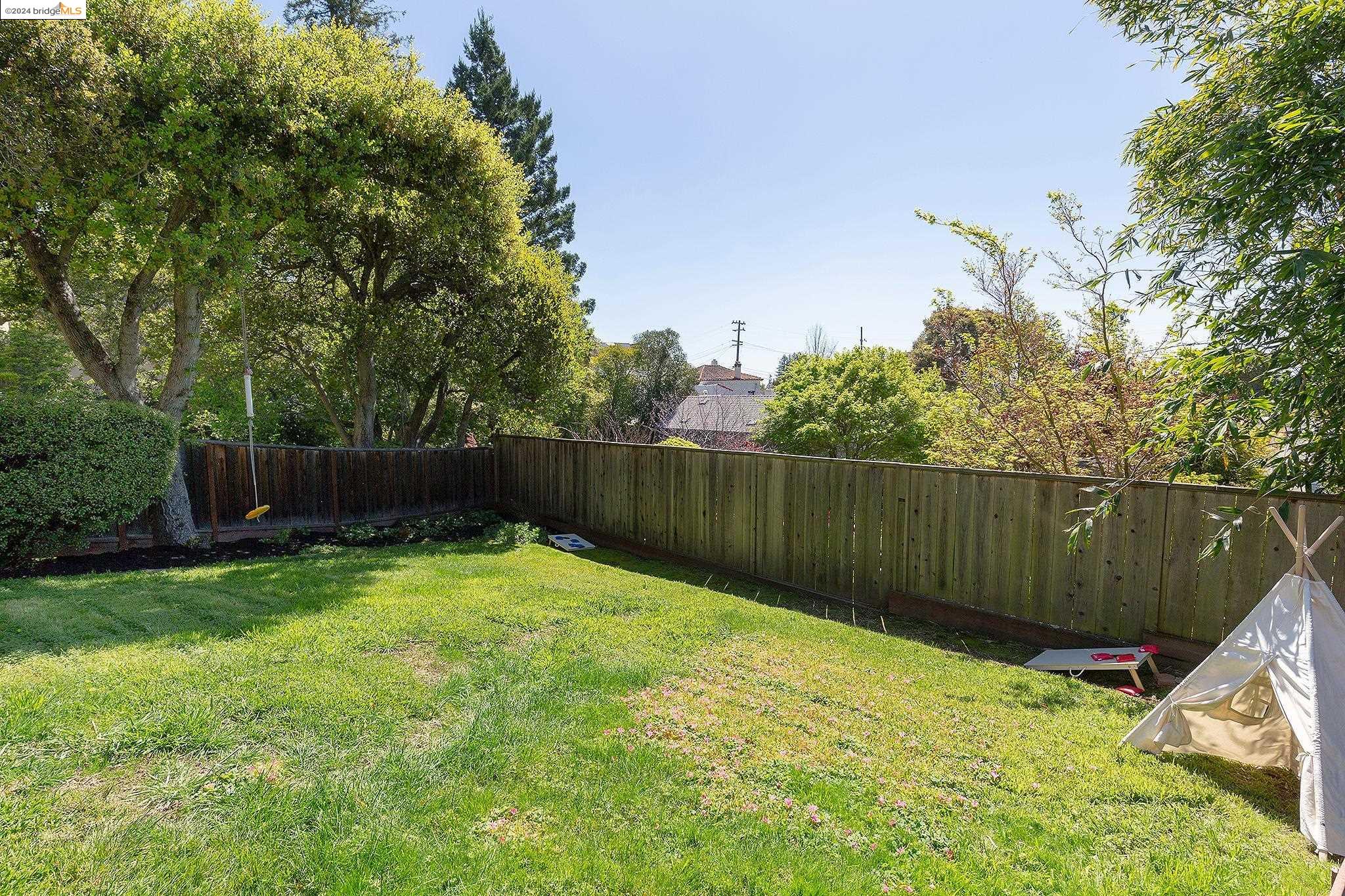 1555 Leimert Blvd