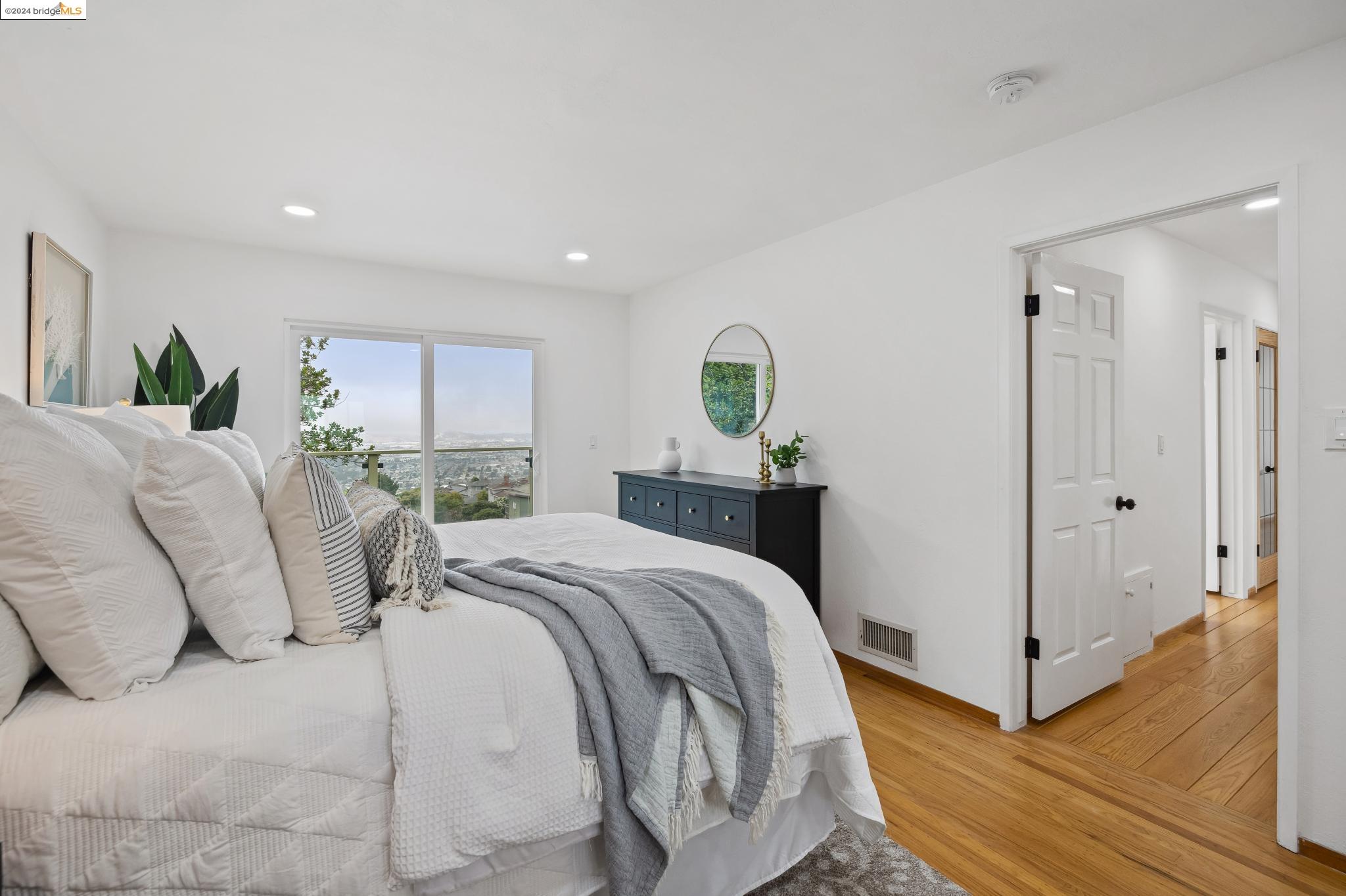 1307 Contra Costa Dr