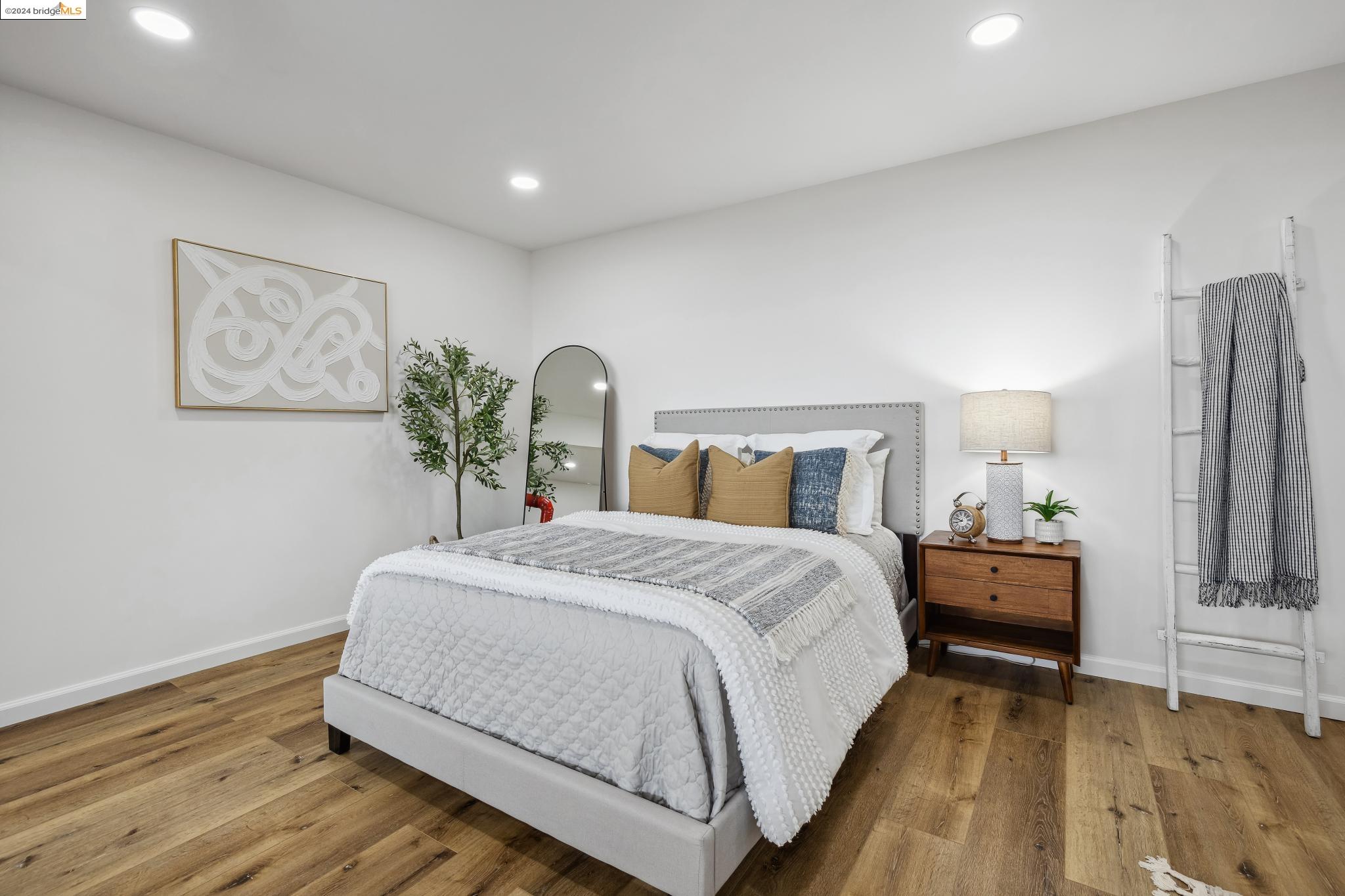 1307 Contra Costa Dr