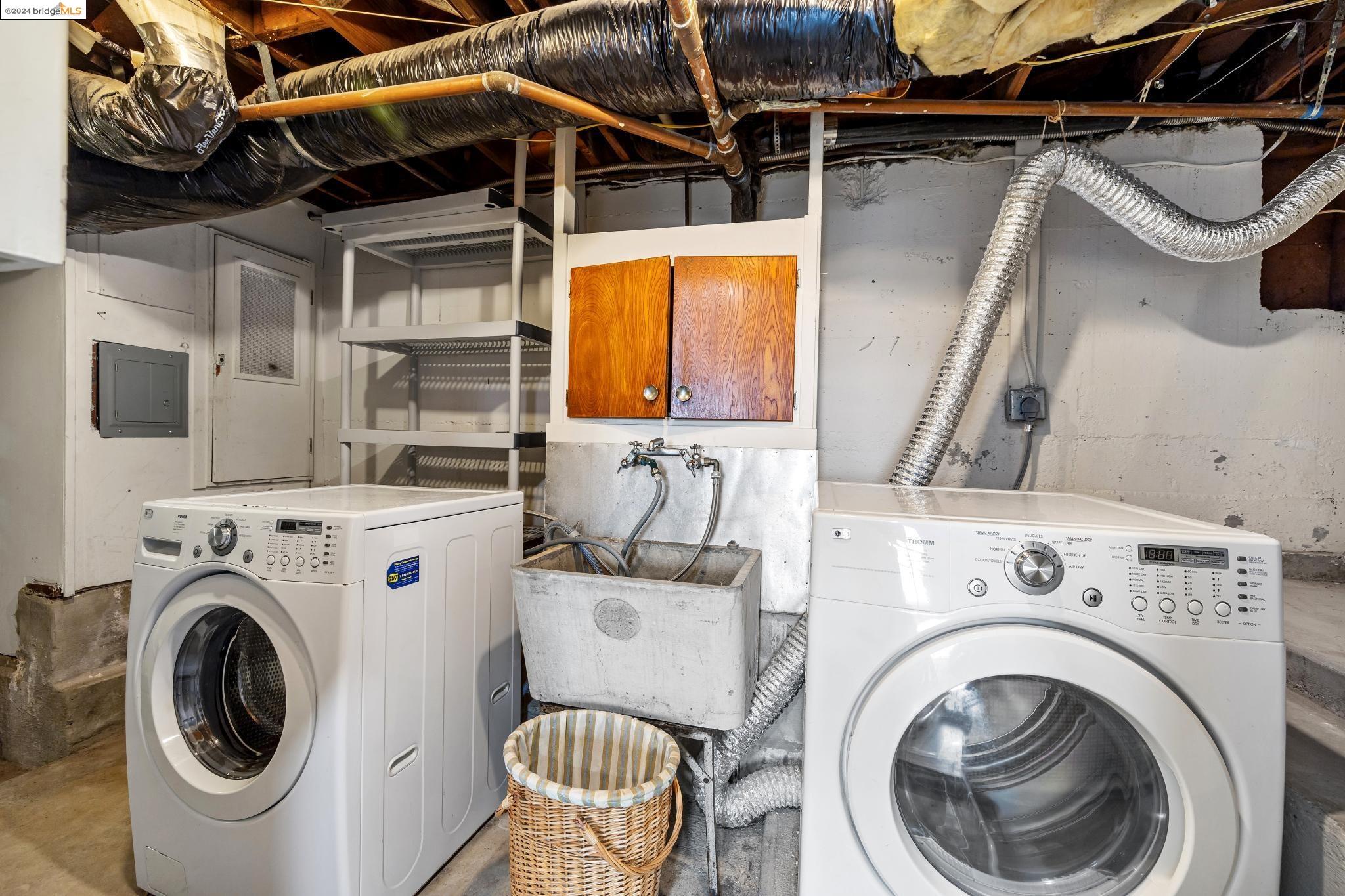 1307 Contra Costa Dr