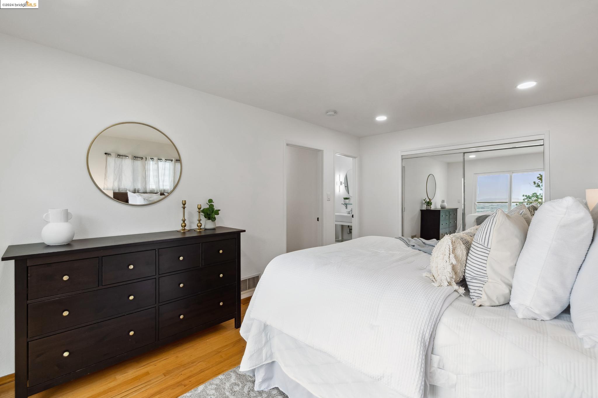 1307 Contra Costa Dr