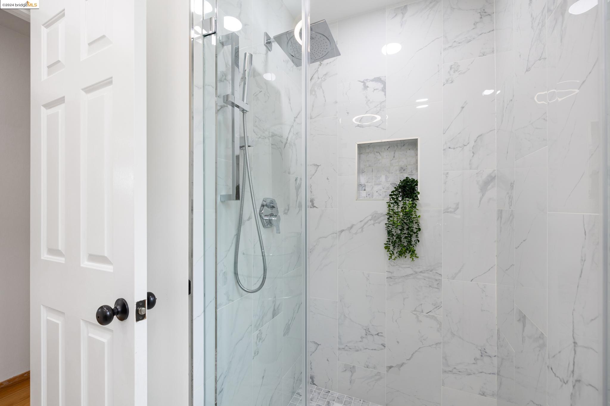 1307 Contra Costa Dr