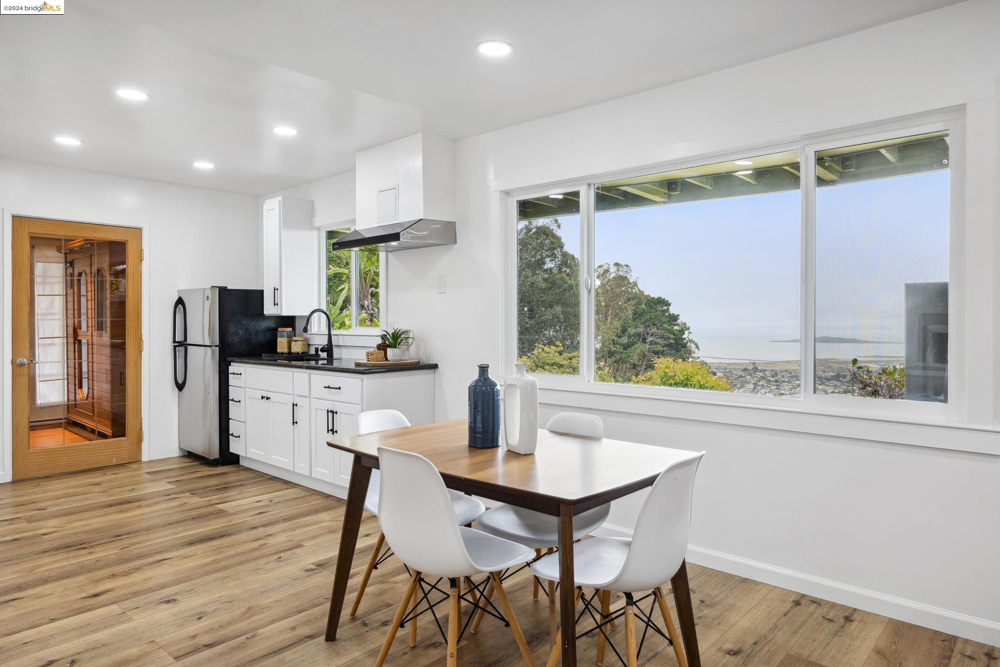 1307 Contra Costa Dr