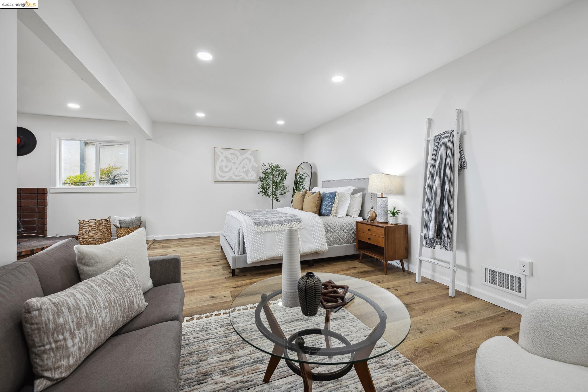 1307 Contra Costa Dr