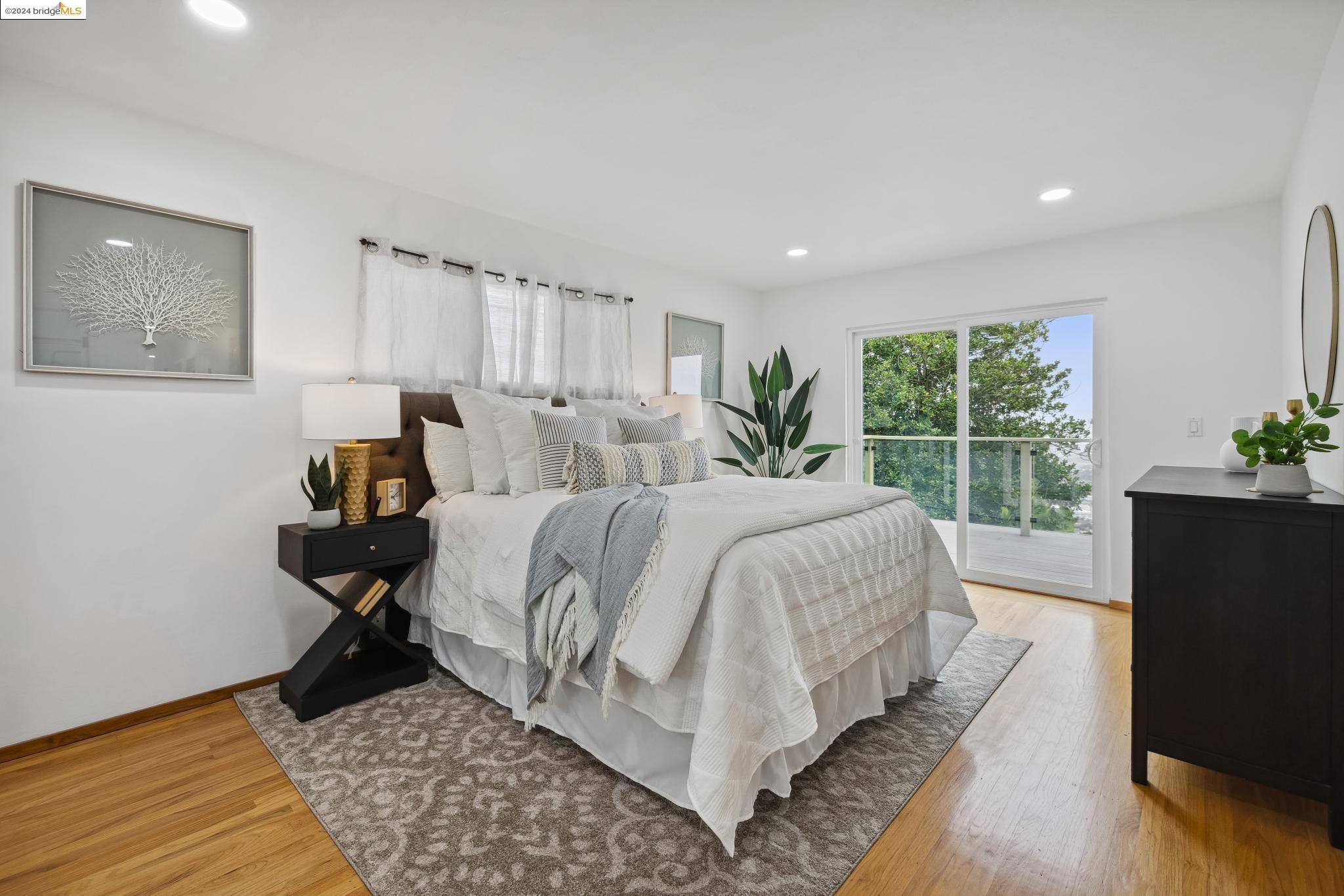 1307 Contra Costa Dr