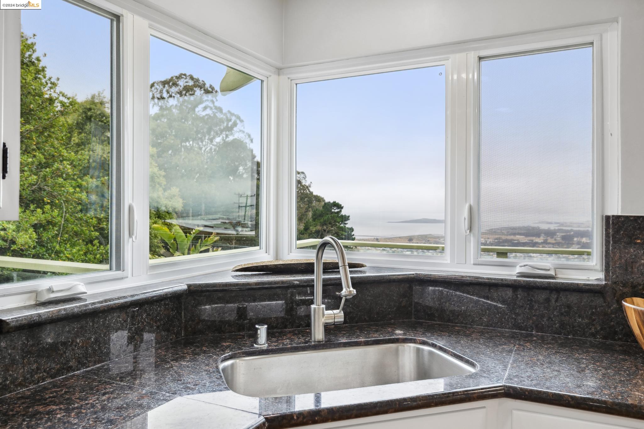 1307 Contra Costa Dr