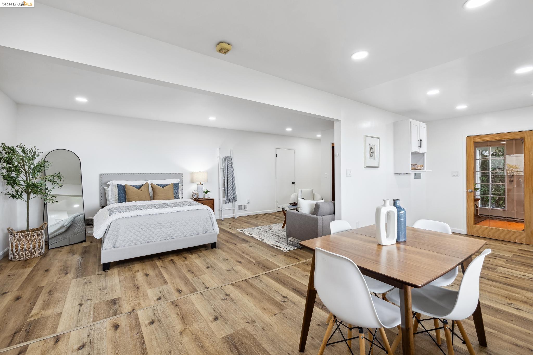 1307 Contra Costa Dr