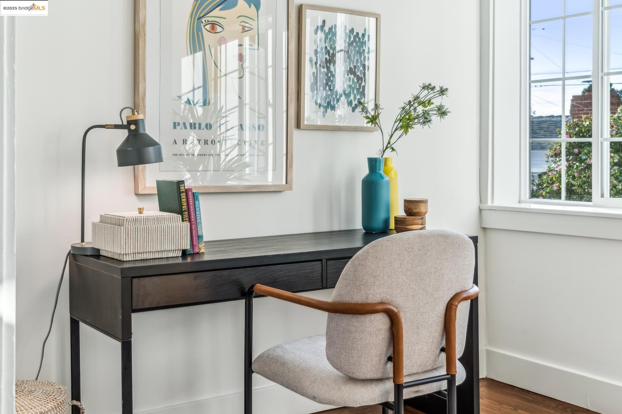 2745 Grande Vista Ave