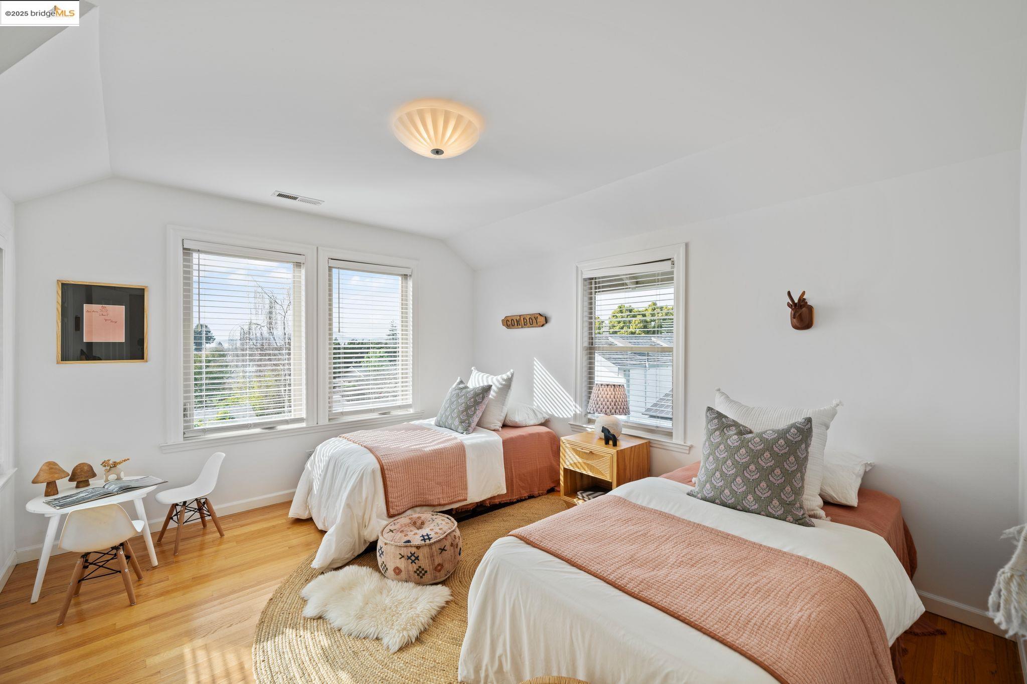 1527 Virginia Street