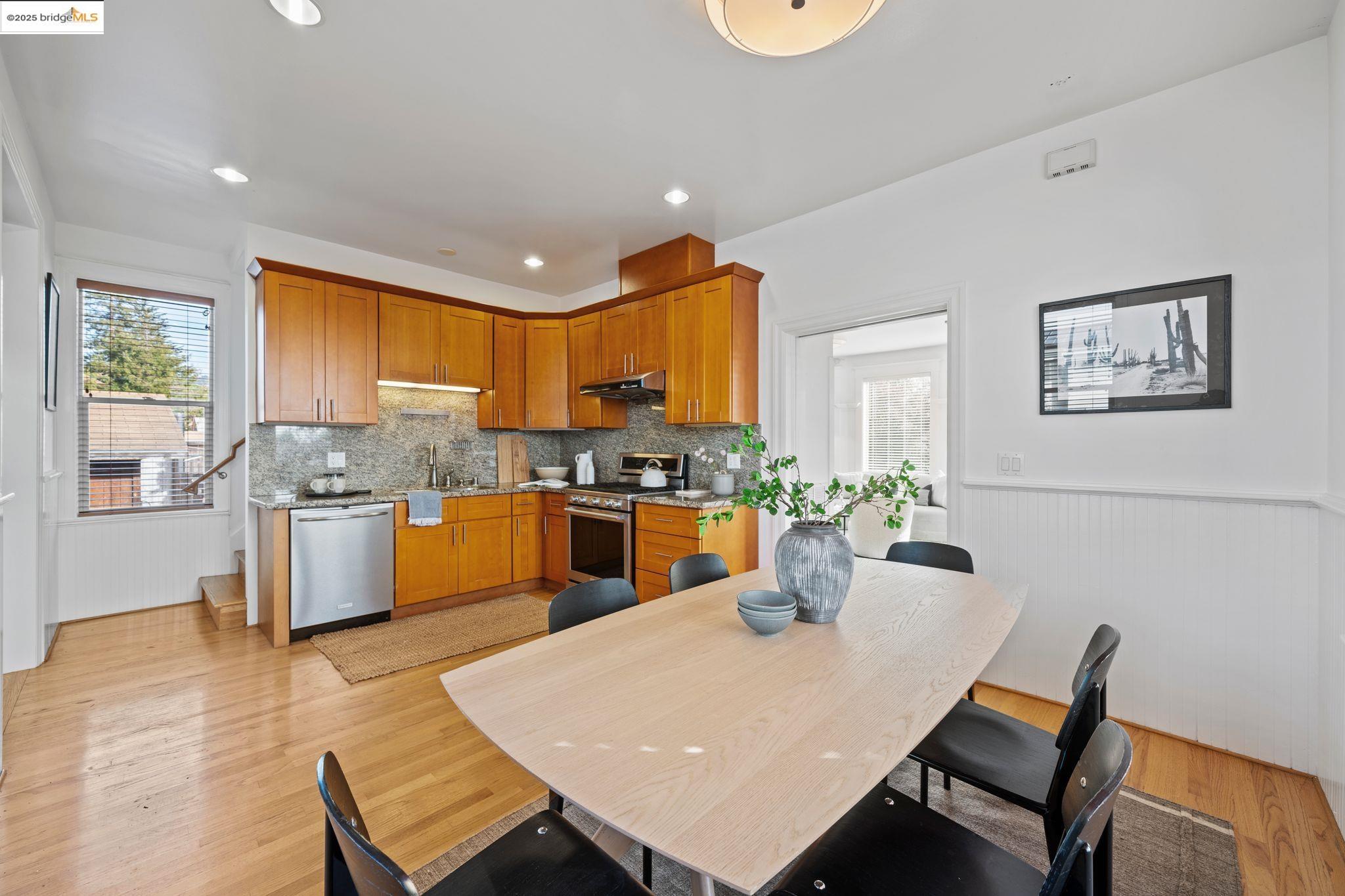 1527 Virginia Street