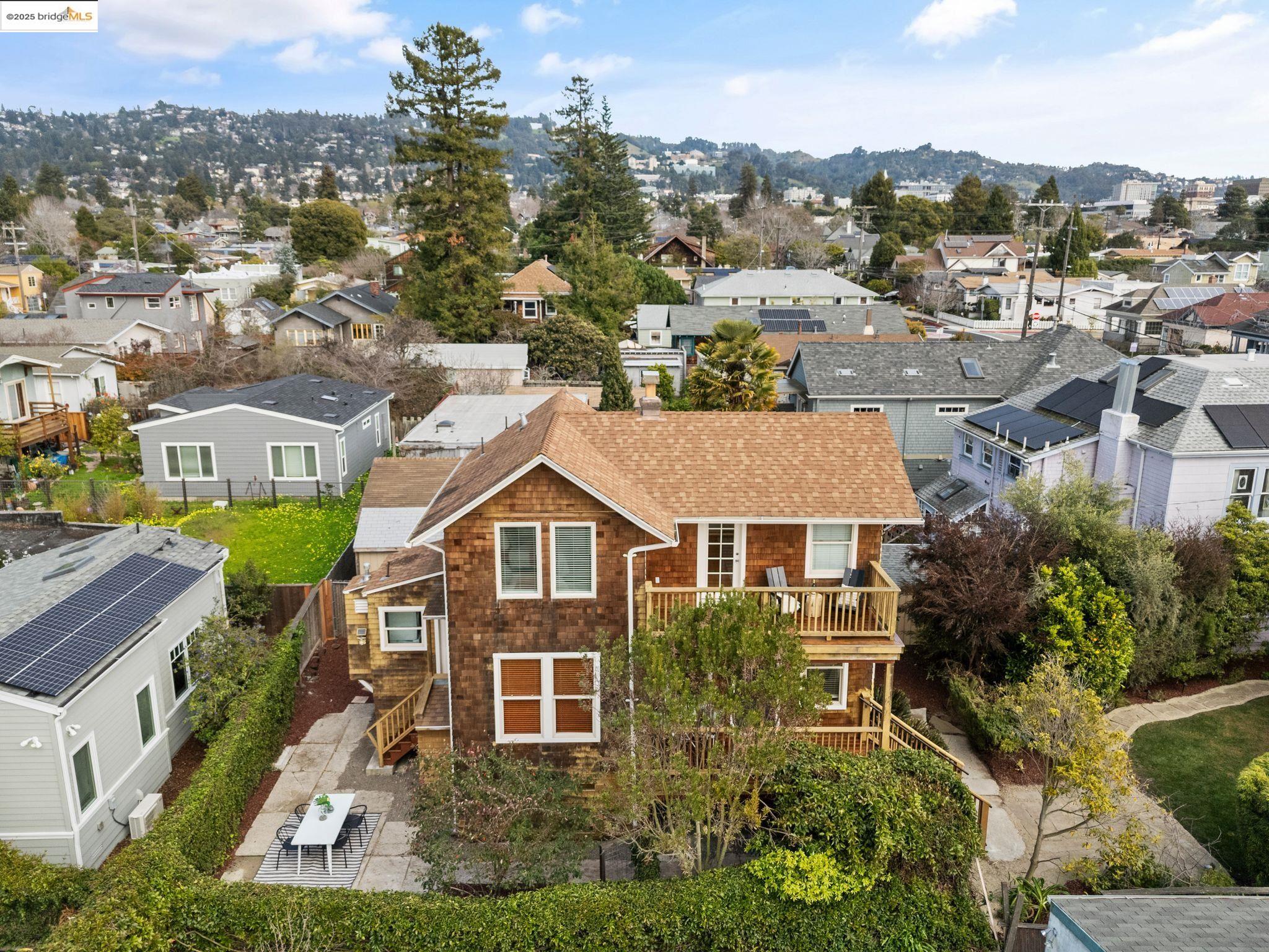 1527 Virginia Street