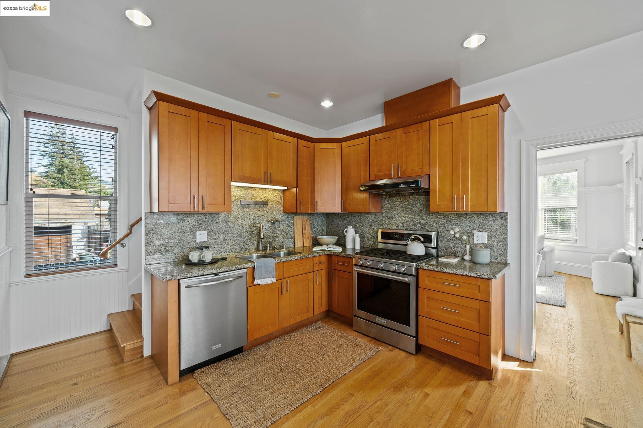 1527 Virginia Street