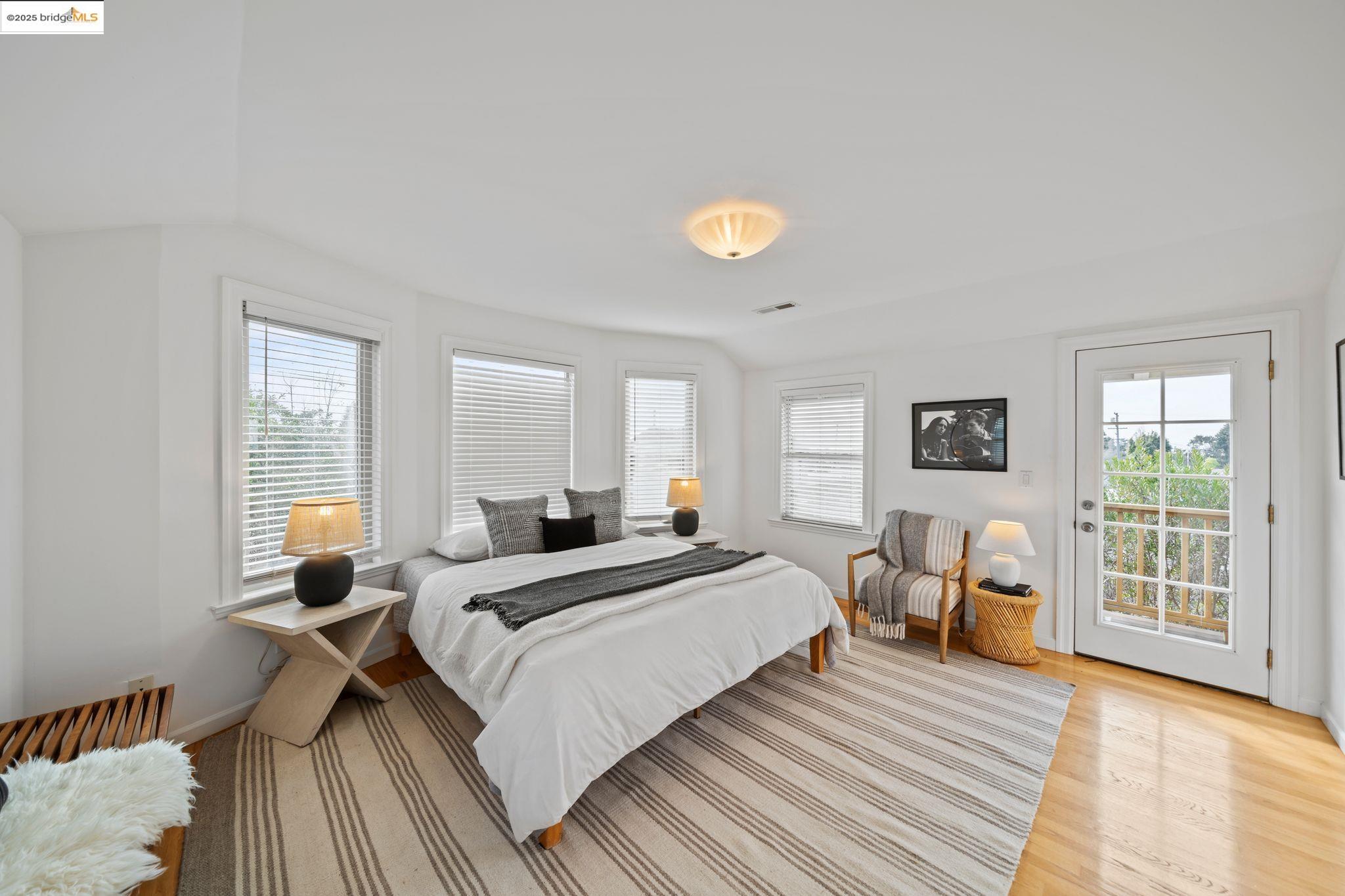 1527 Virginia Street