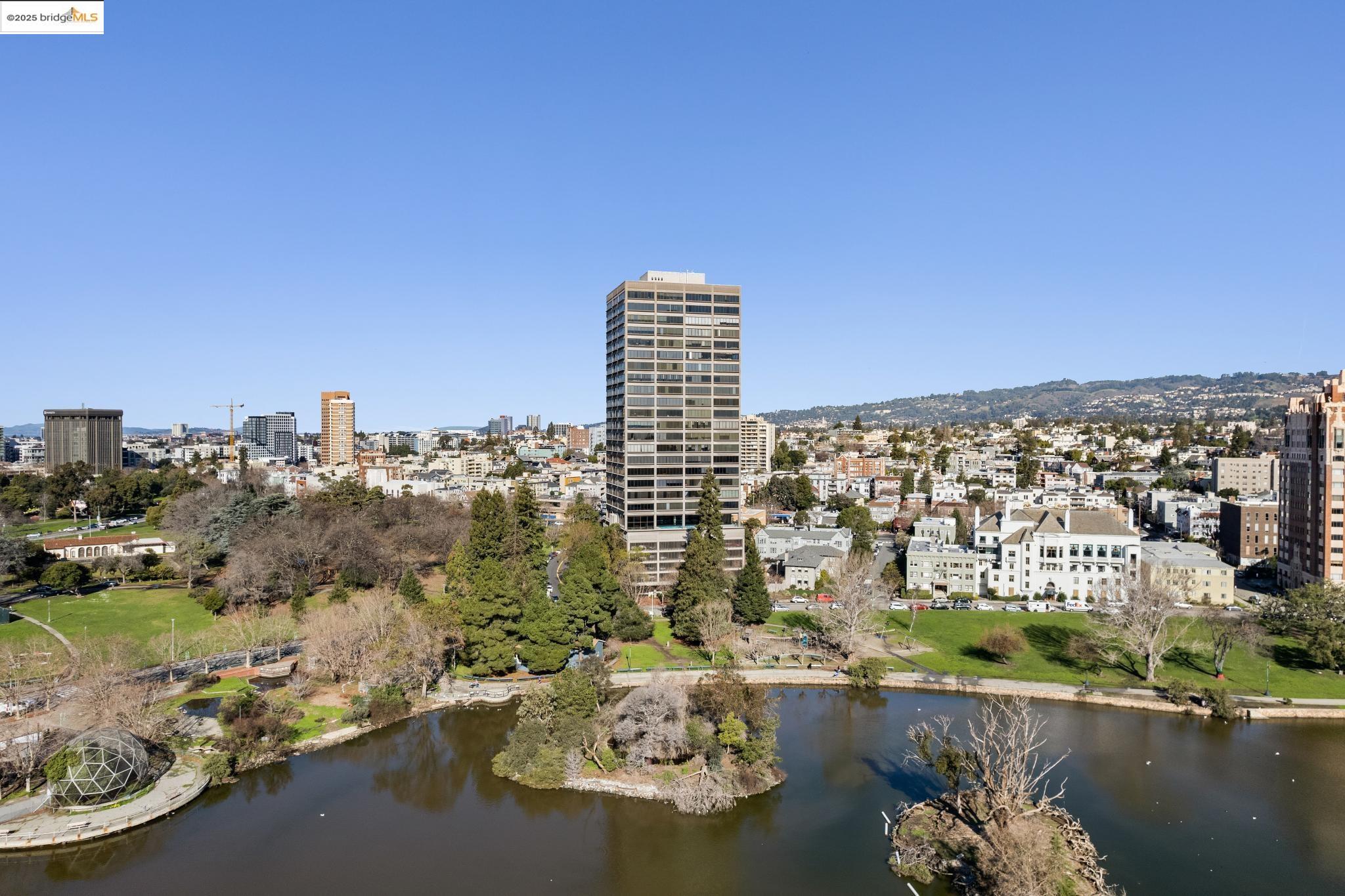 565 Bellevue Ave # 806