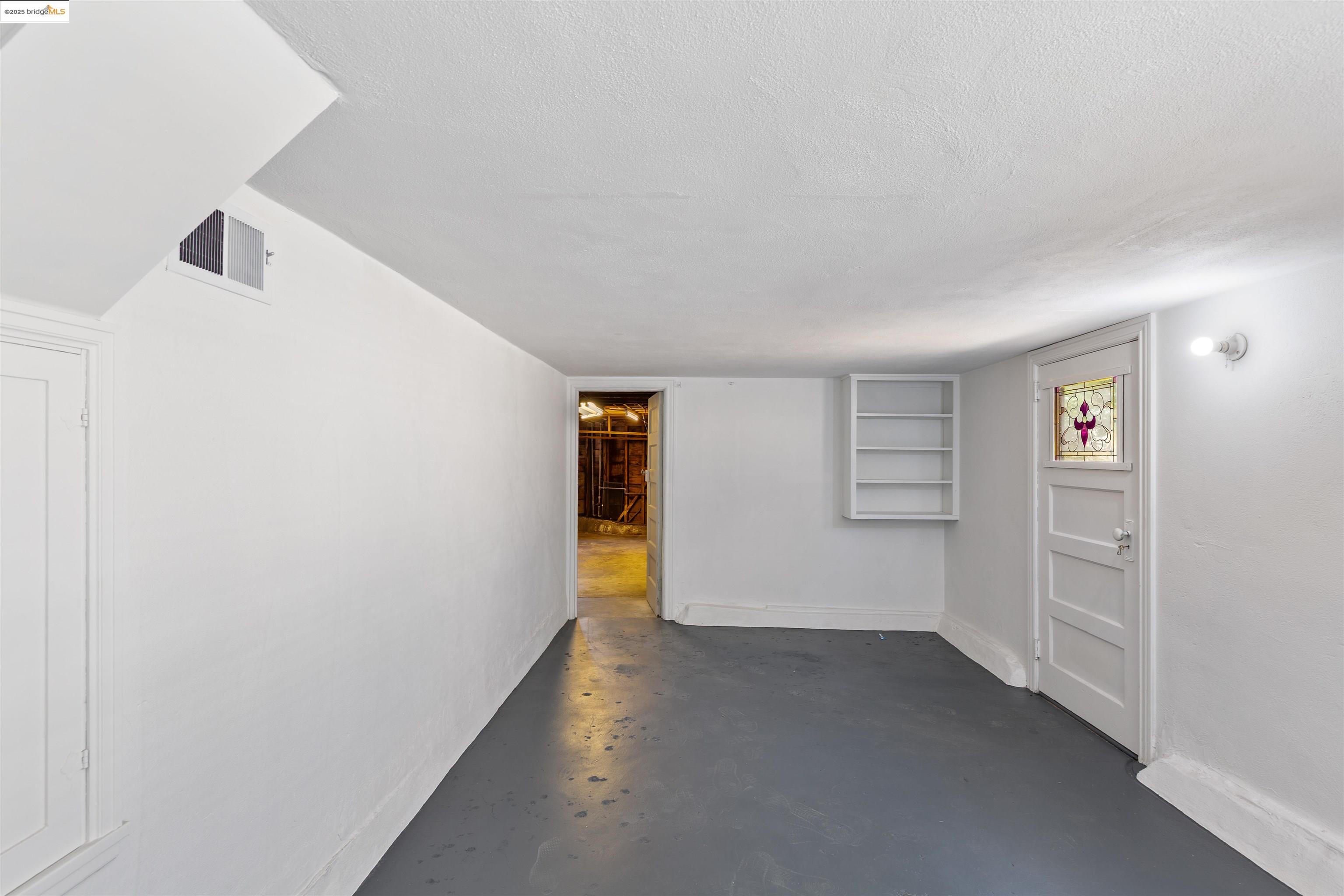 1351 Carlotta Ave