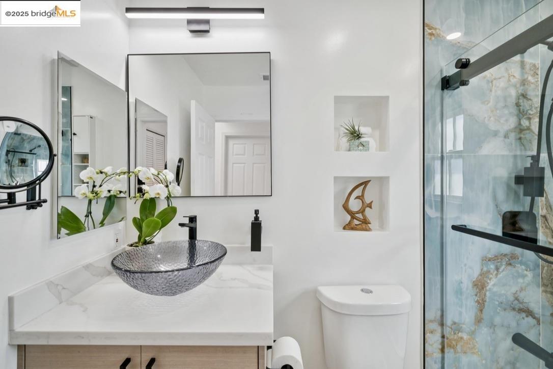 800 Delaware St # 1807