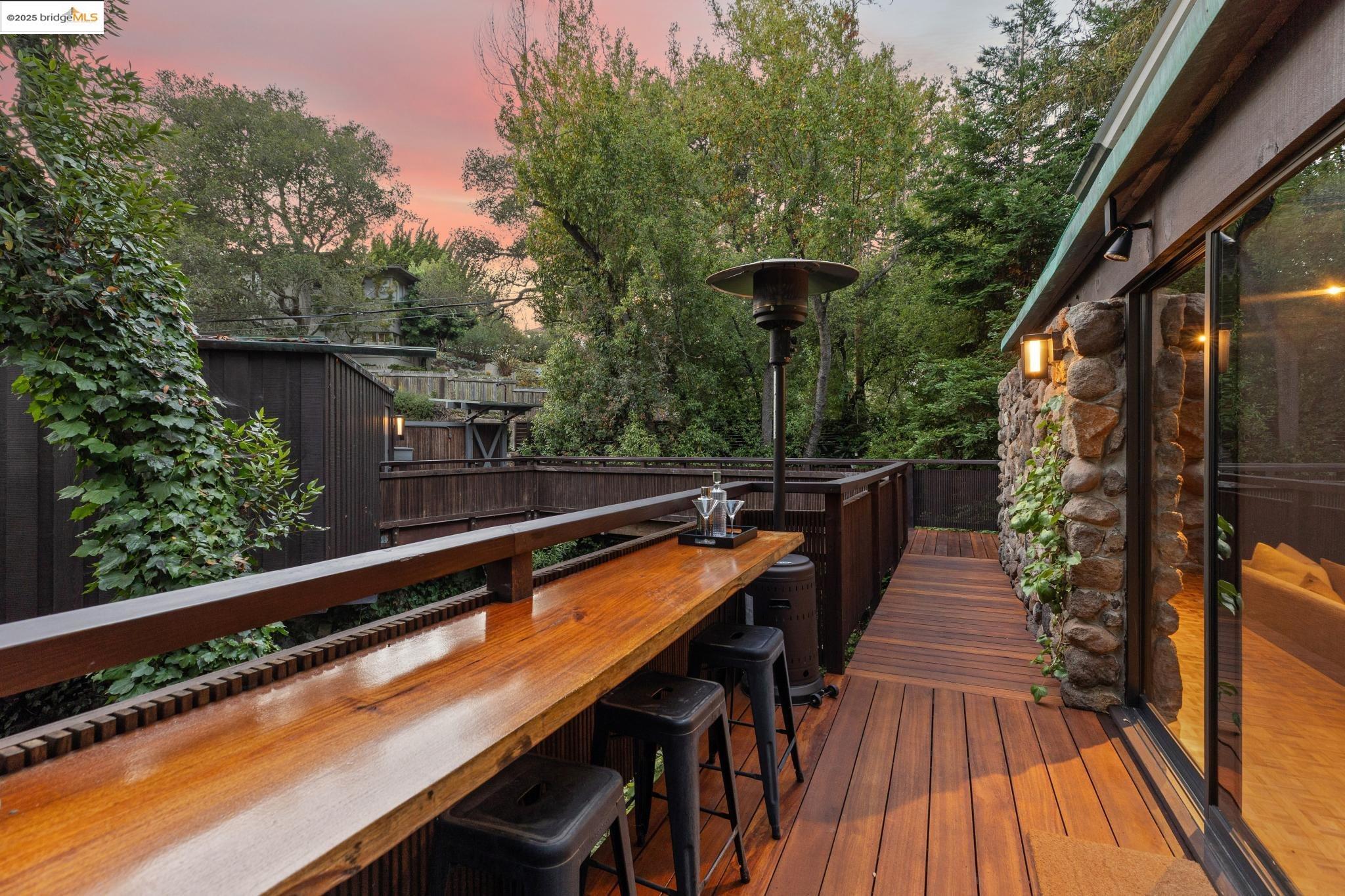 252 The Uplands, Berkeley