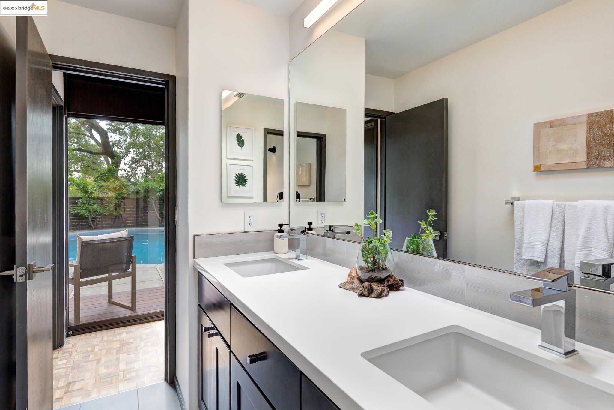 252 The Uplands, Berkeley