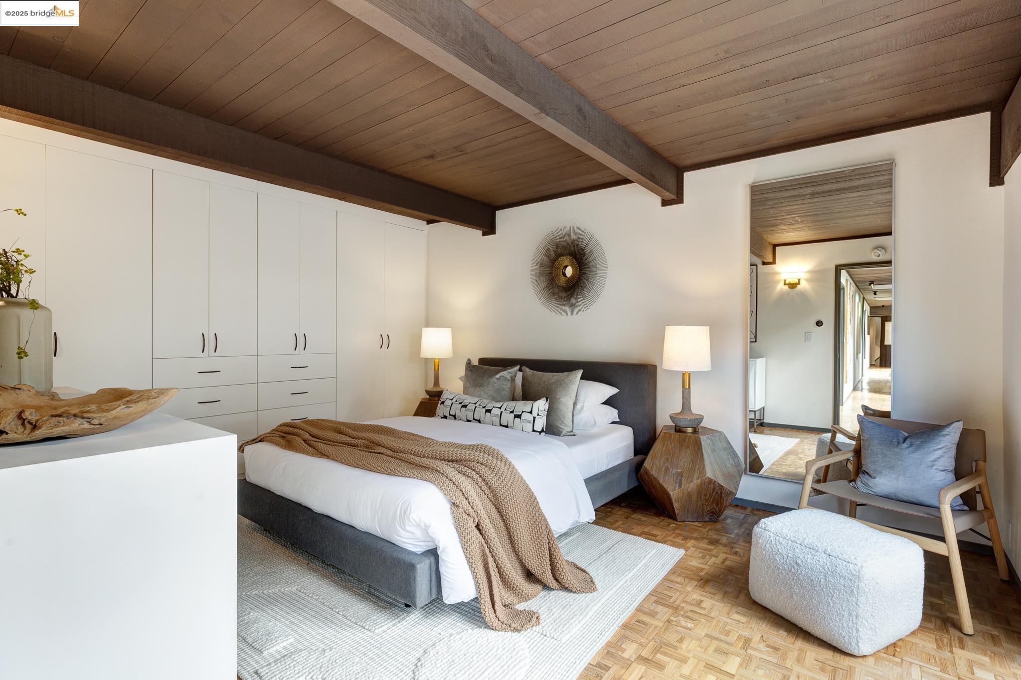 252 The Uplands, Berkeley