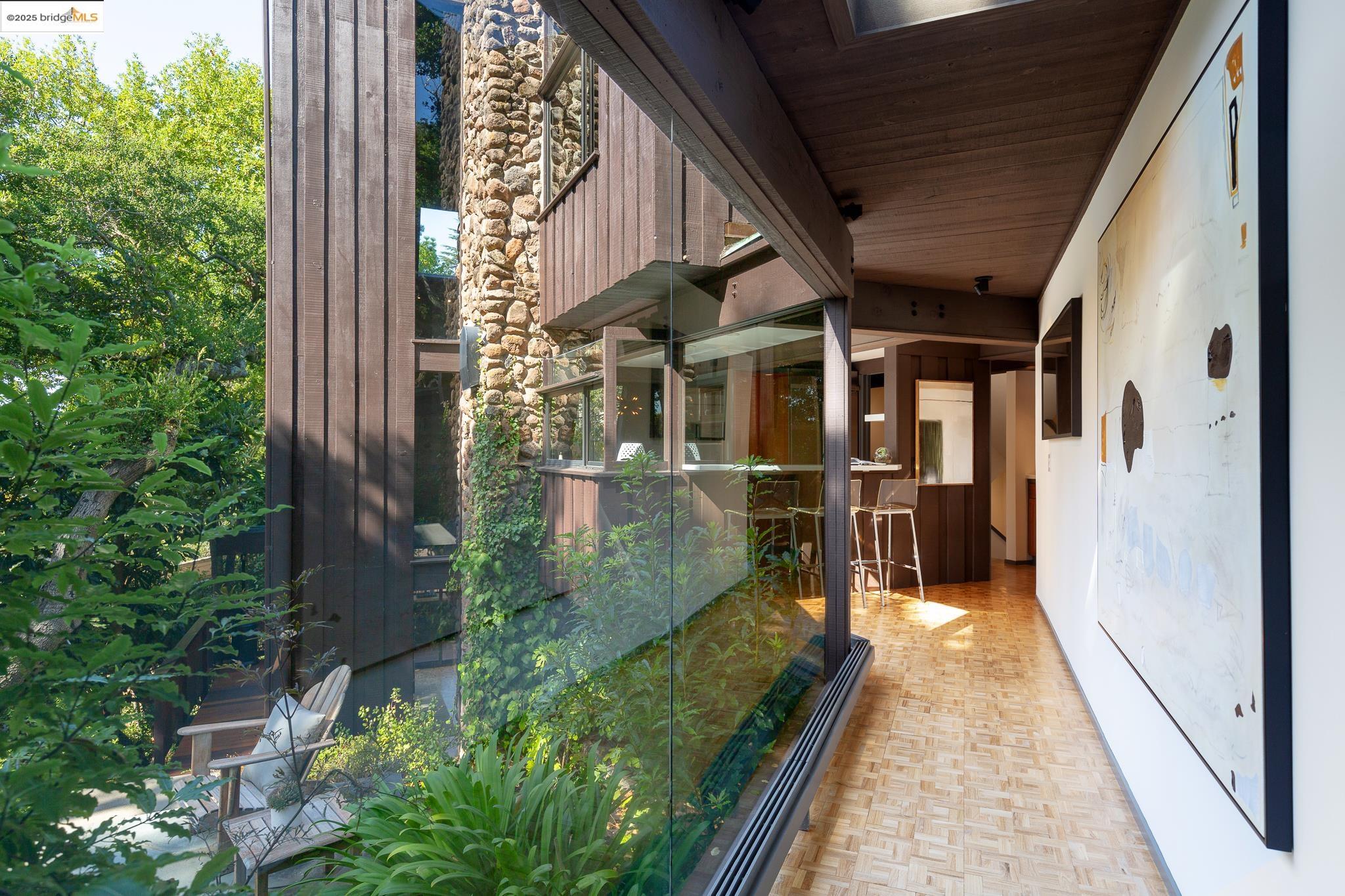 252 The Uplands, Berkeley