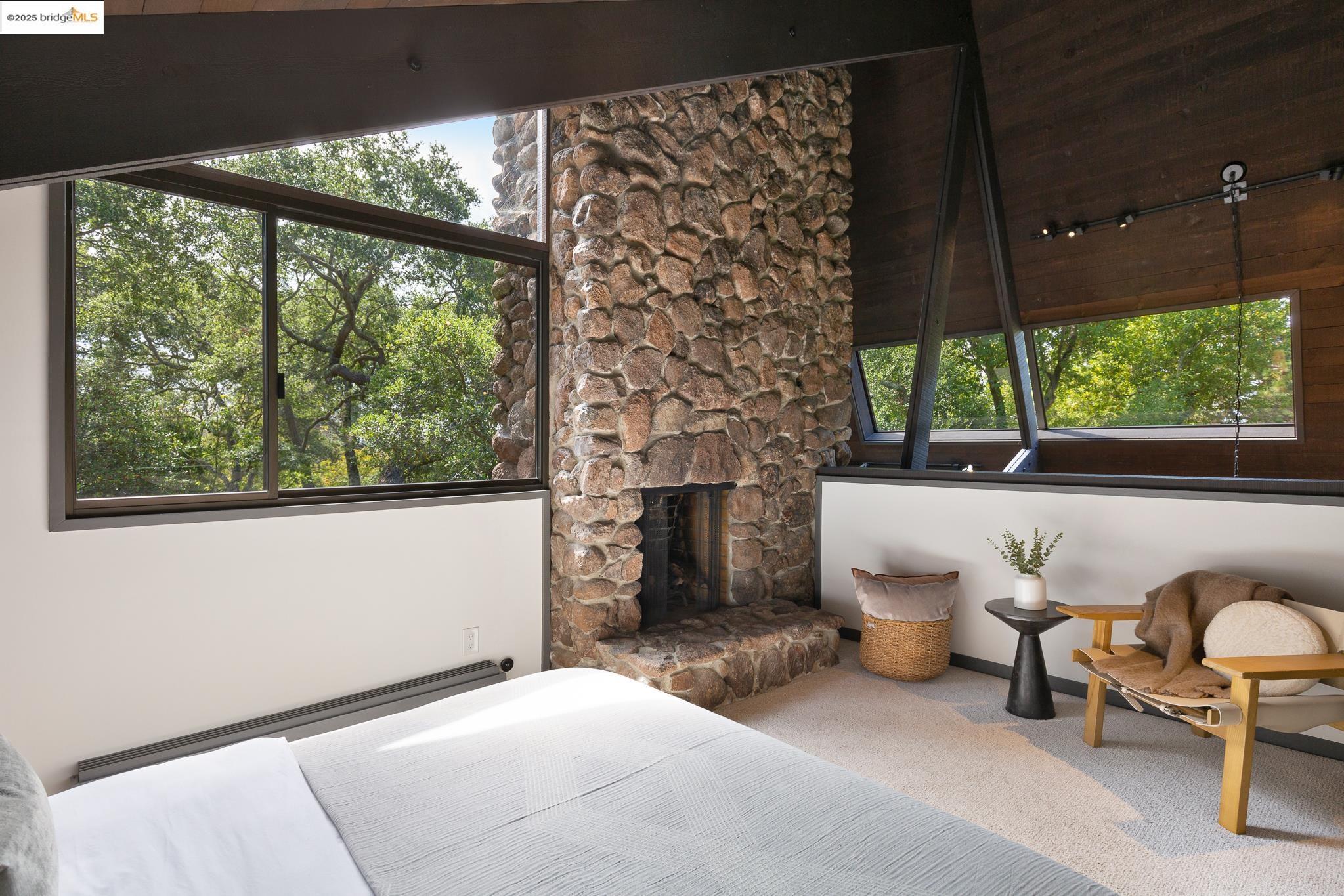 252 The Uplands, Berkeley