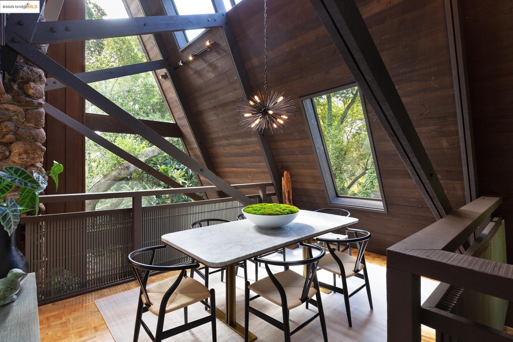 252 The Uplands, Berkeley