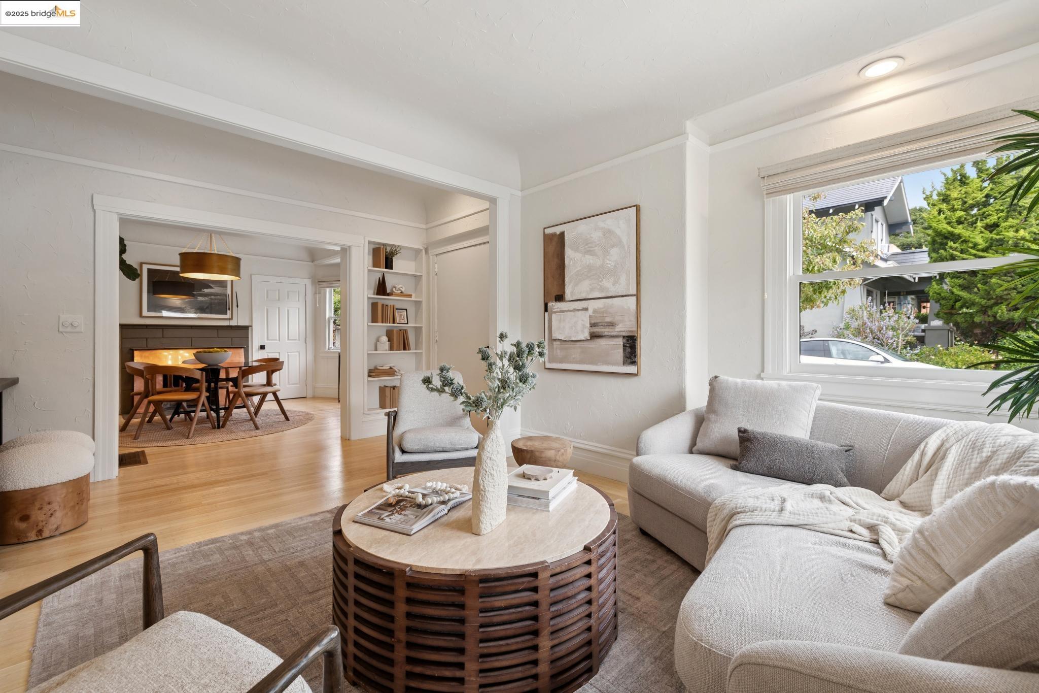 6060 Harwood Avenue, Oakland